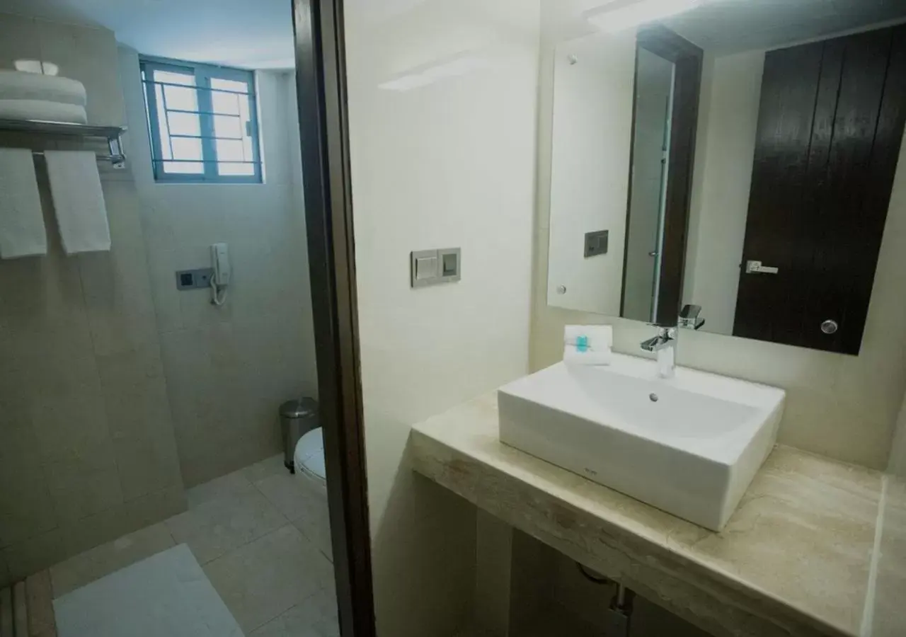 Bathroom in Jatra Flagship Dhaka Lake View Bathroom in Jatra Flagship Dhaka Lake View