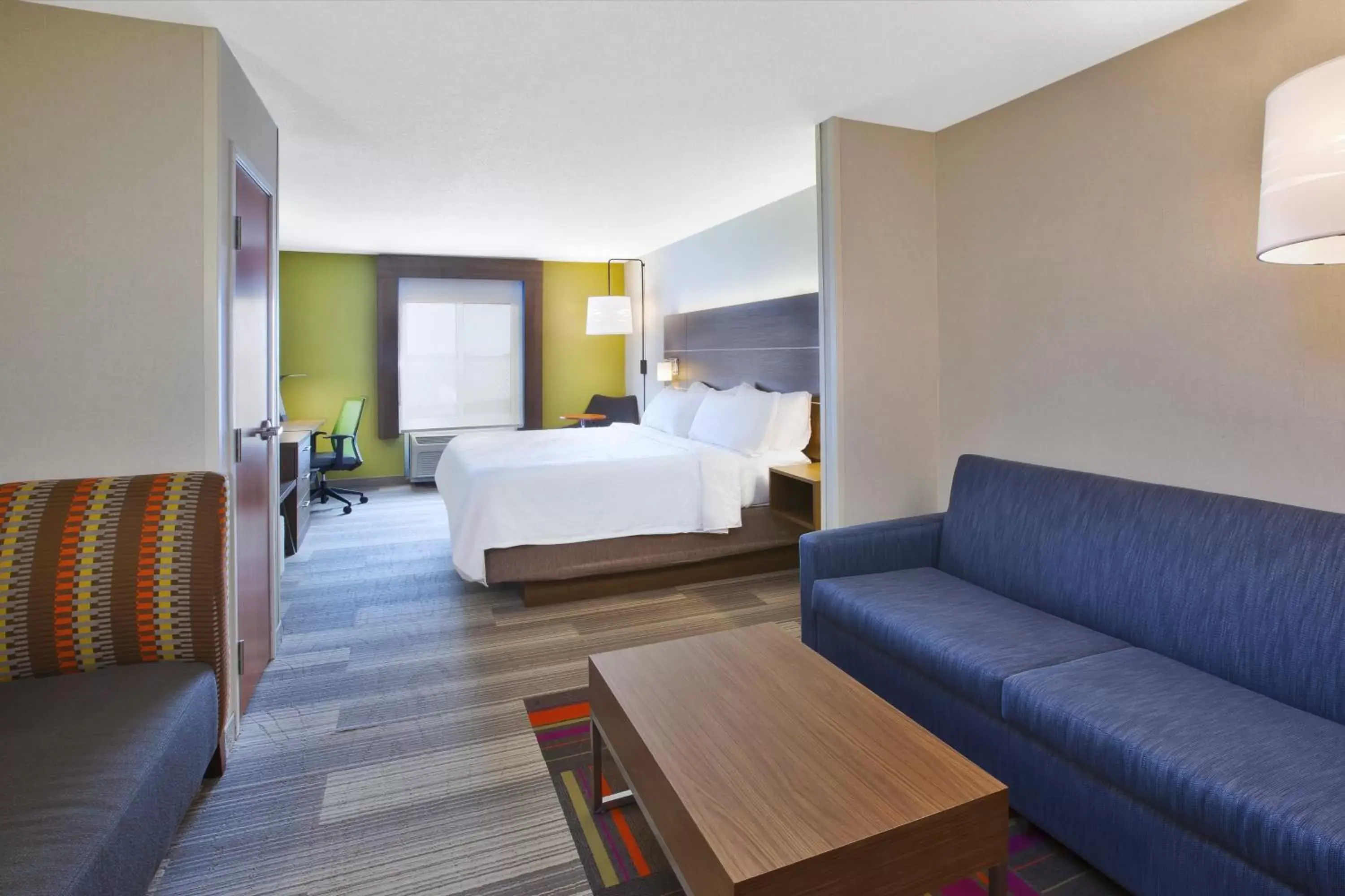 Photo of the whole room in Holiday Inn Express Hotel & Suites Auburn Hills, an IHG Hotel