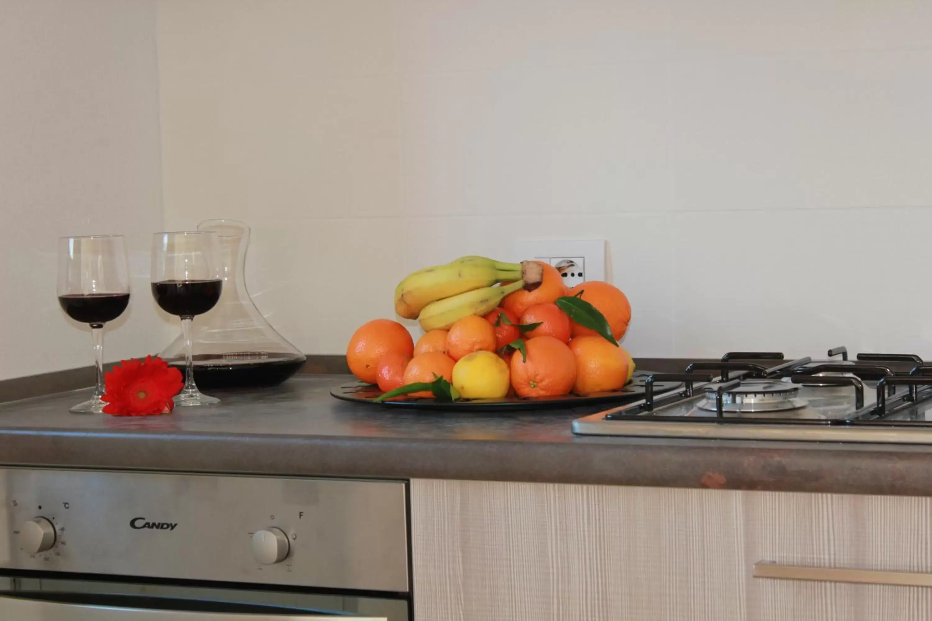 Two-Bedroom Apartment with Terrace in Residence Villa Paradiso Two-Bedroom Apartment with Terrace in Residence Villa Paradiso