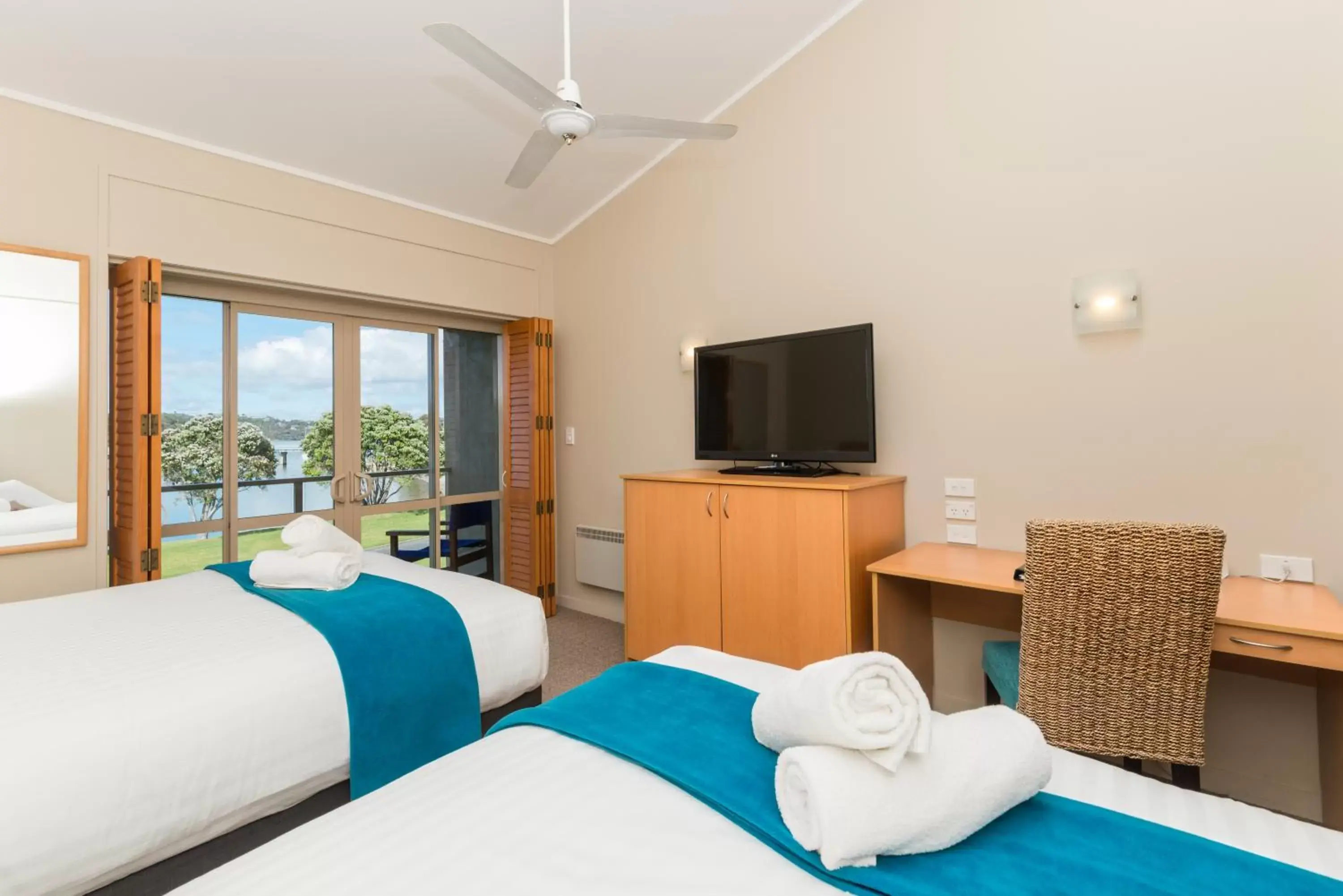 Bed in Copthorne Hotel & Resort Bay Of Islands