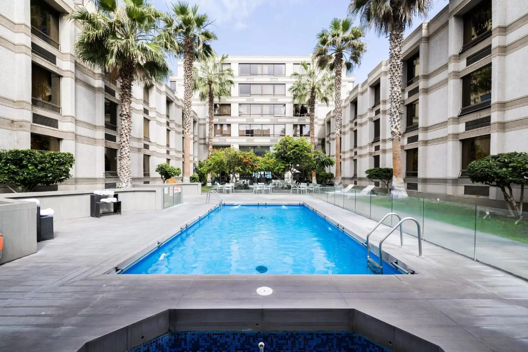 Swimming Pool in Holiday Inn Express - Iquique, an IHG Hotel