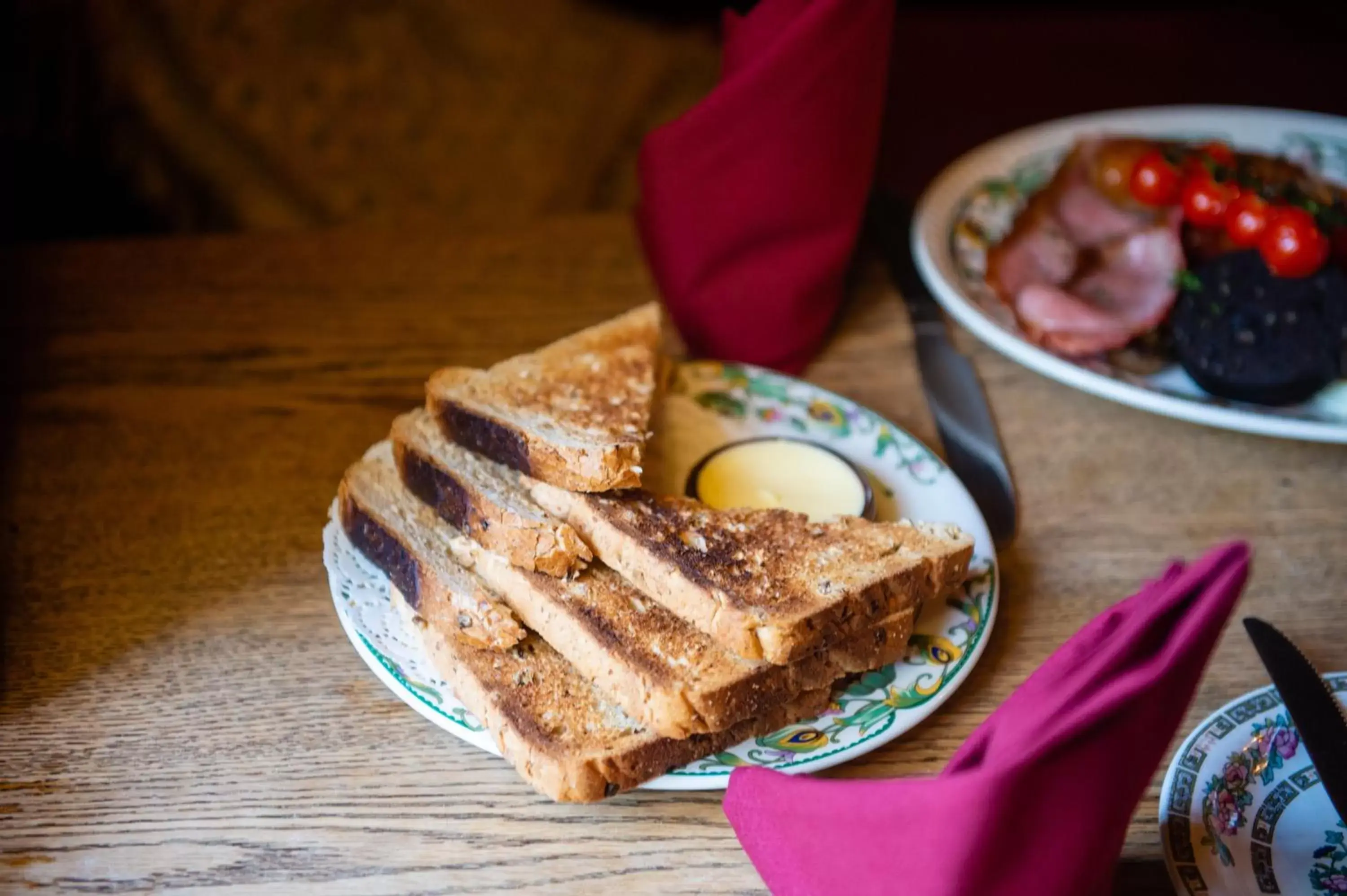 English/Irish breakfast in The Withies Inn