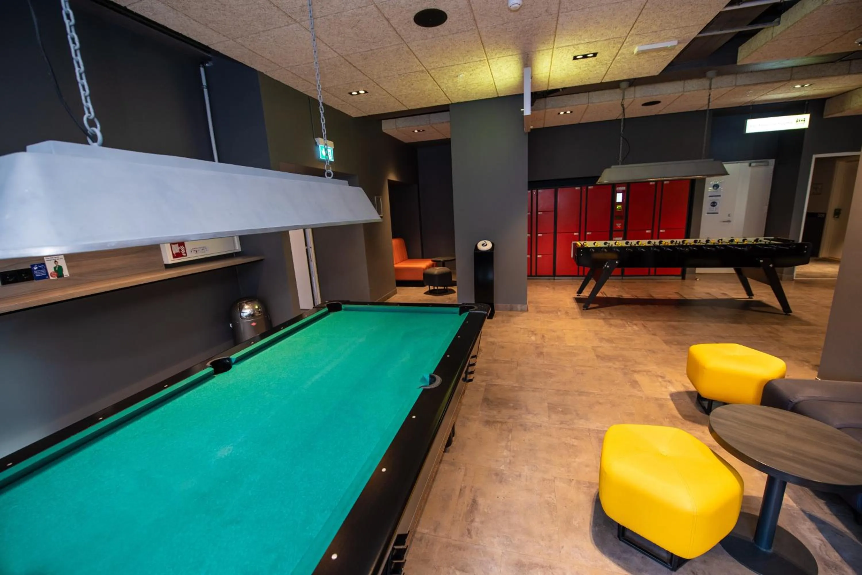 Billiard in a&o Copenhagen Sydhavn