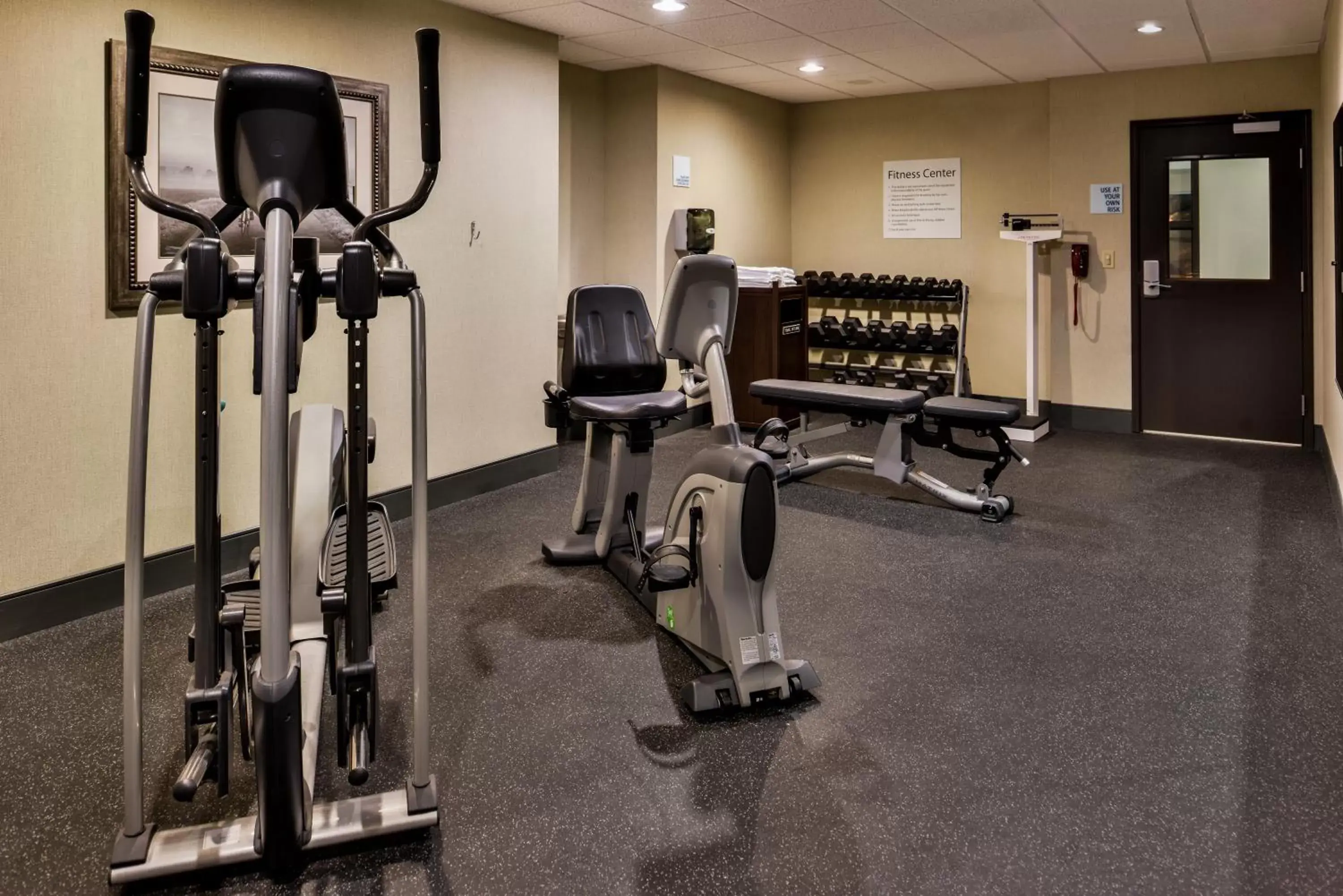 Spa and wellness centre/facilities, Fitness Center/Facilities in Holiday Inn Express & Suites Emporia Northwest, an IHG Hotel