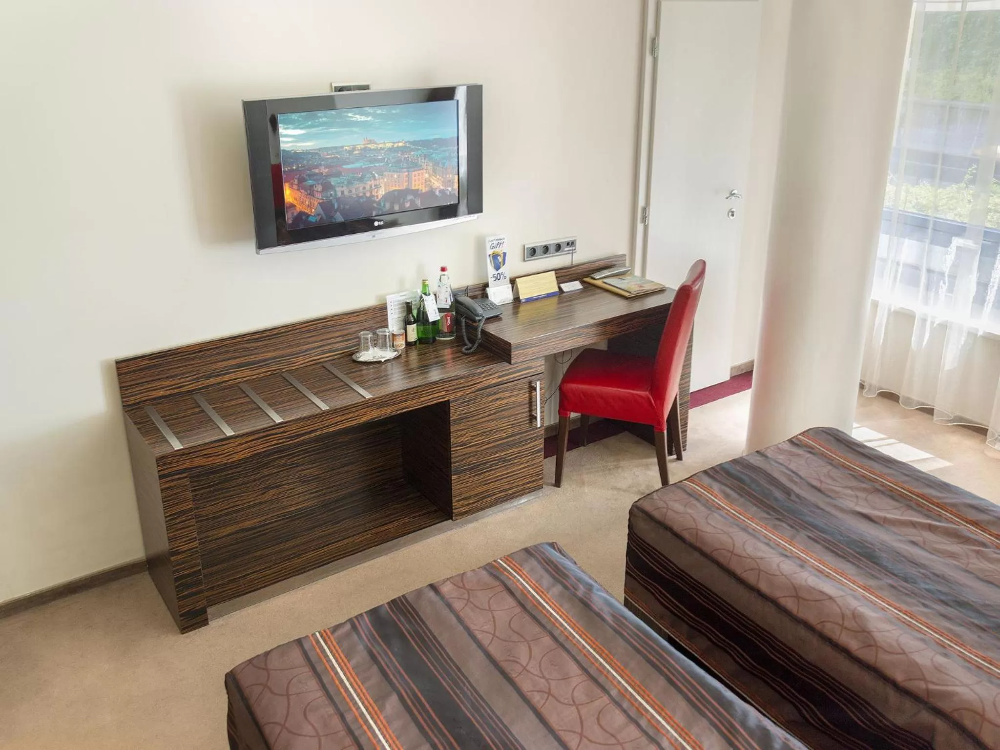 Bedroom, Bed in EA Hotel Crystal Palace