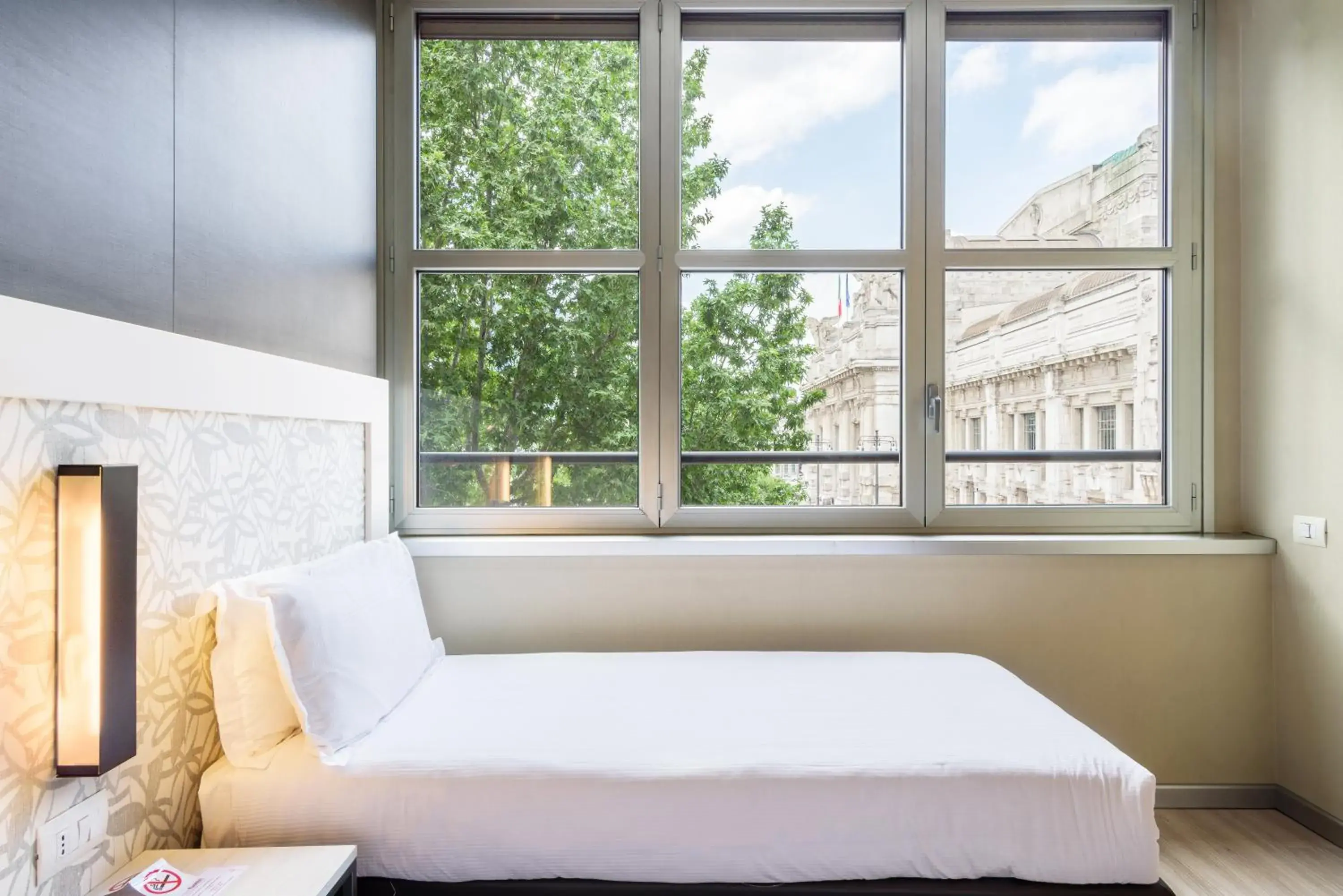 Photo of the whole room, Bed in B&B Hotel Milano Aosta