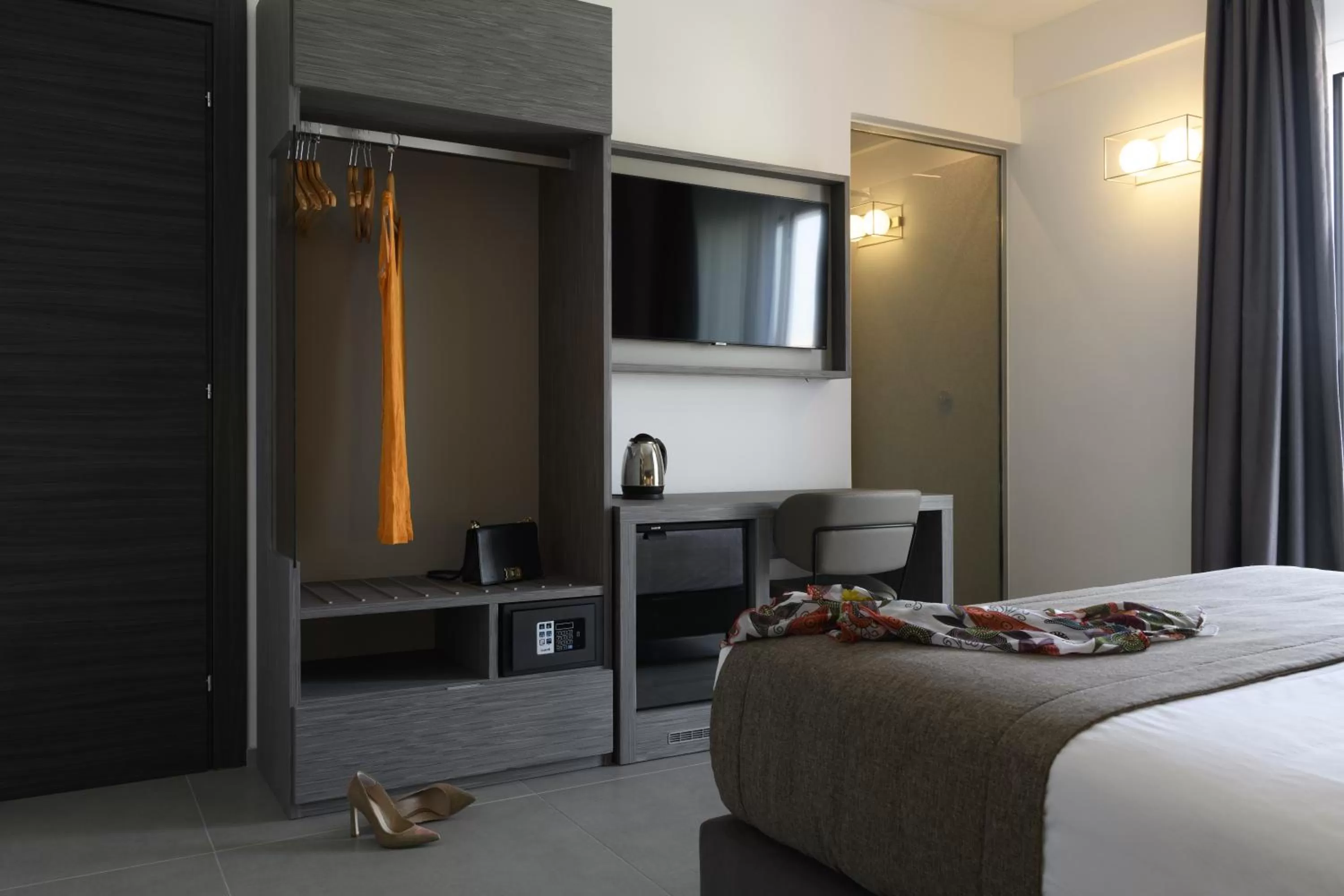 Bed in Resort La Battigia Beach & Spa