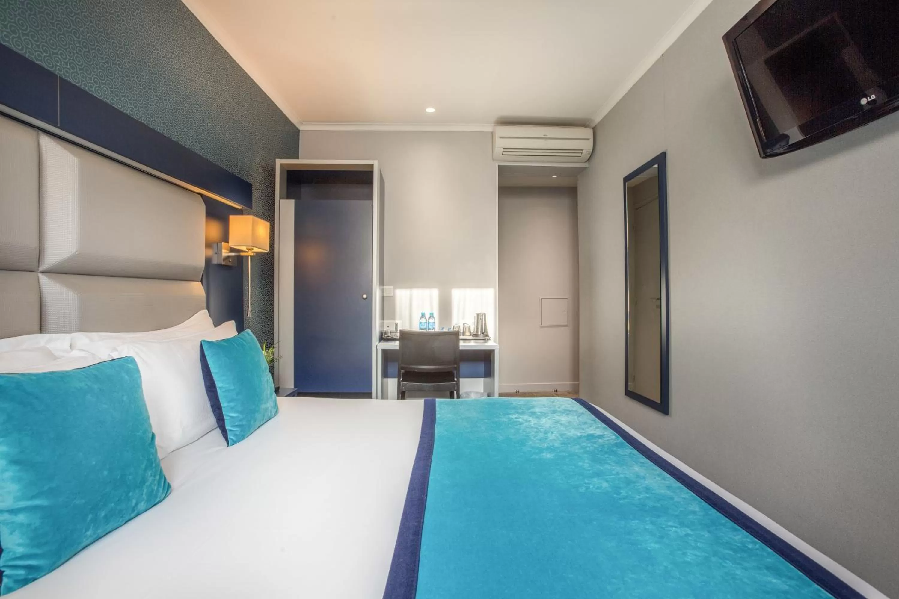 Bed in Prince Albert Montmartre