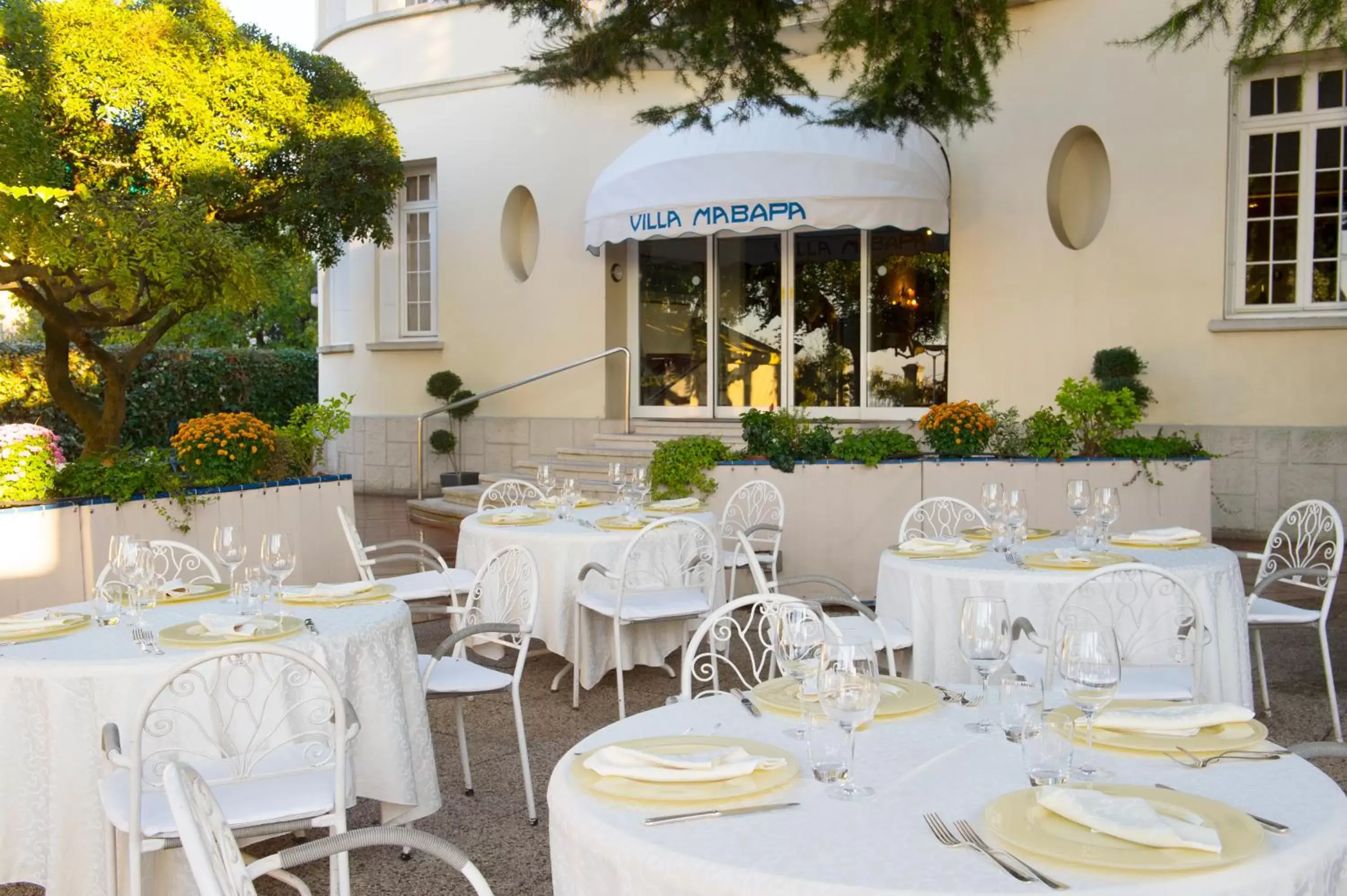 Garden, Restaurant/Places to Eat in Hotel Villa Mabapa