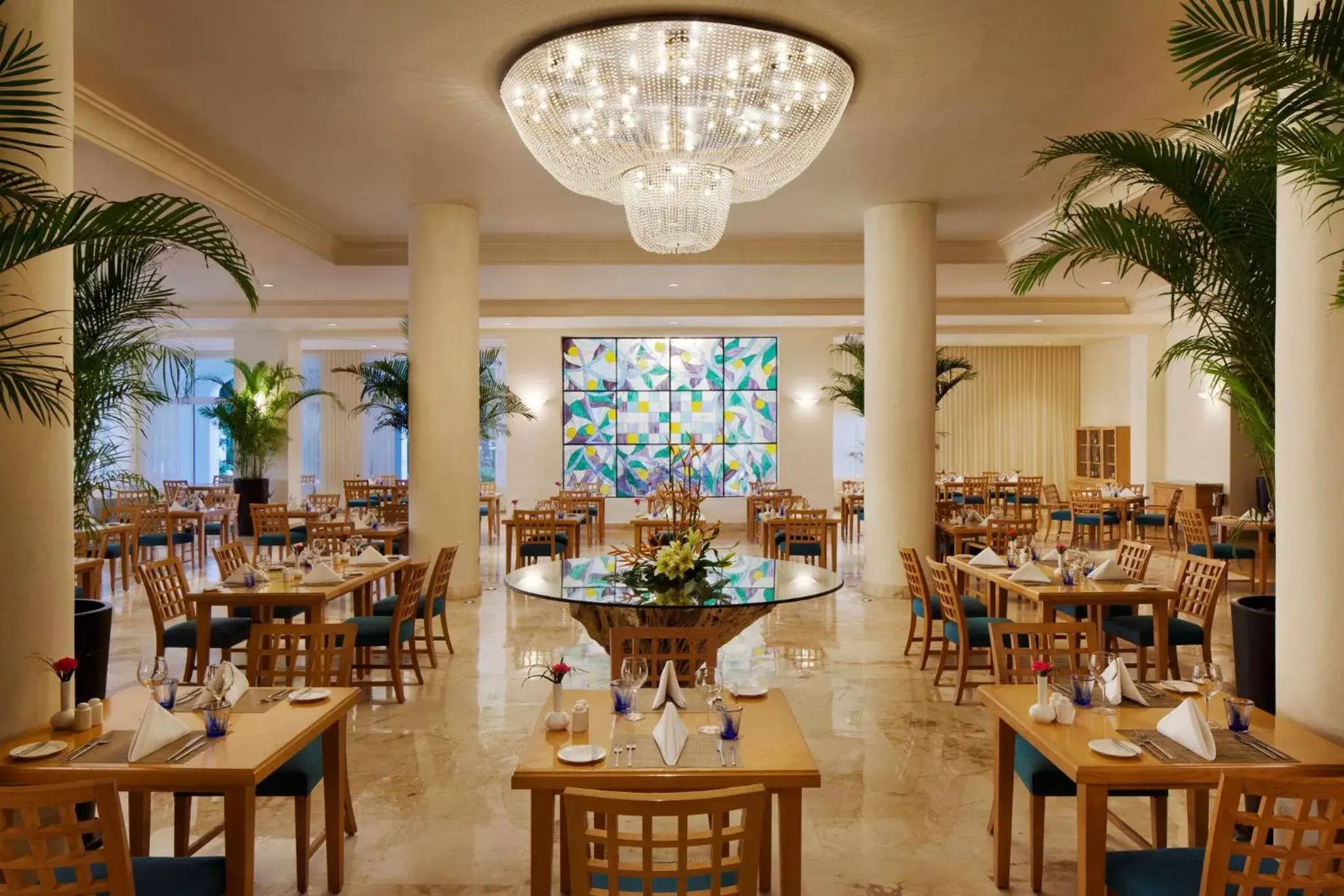 Breakfast, Restaurant/Places to Eat in El Dorado Royale Gourmet Inclusive Resort & Spa by Karisma - All Inclusive