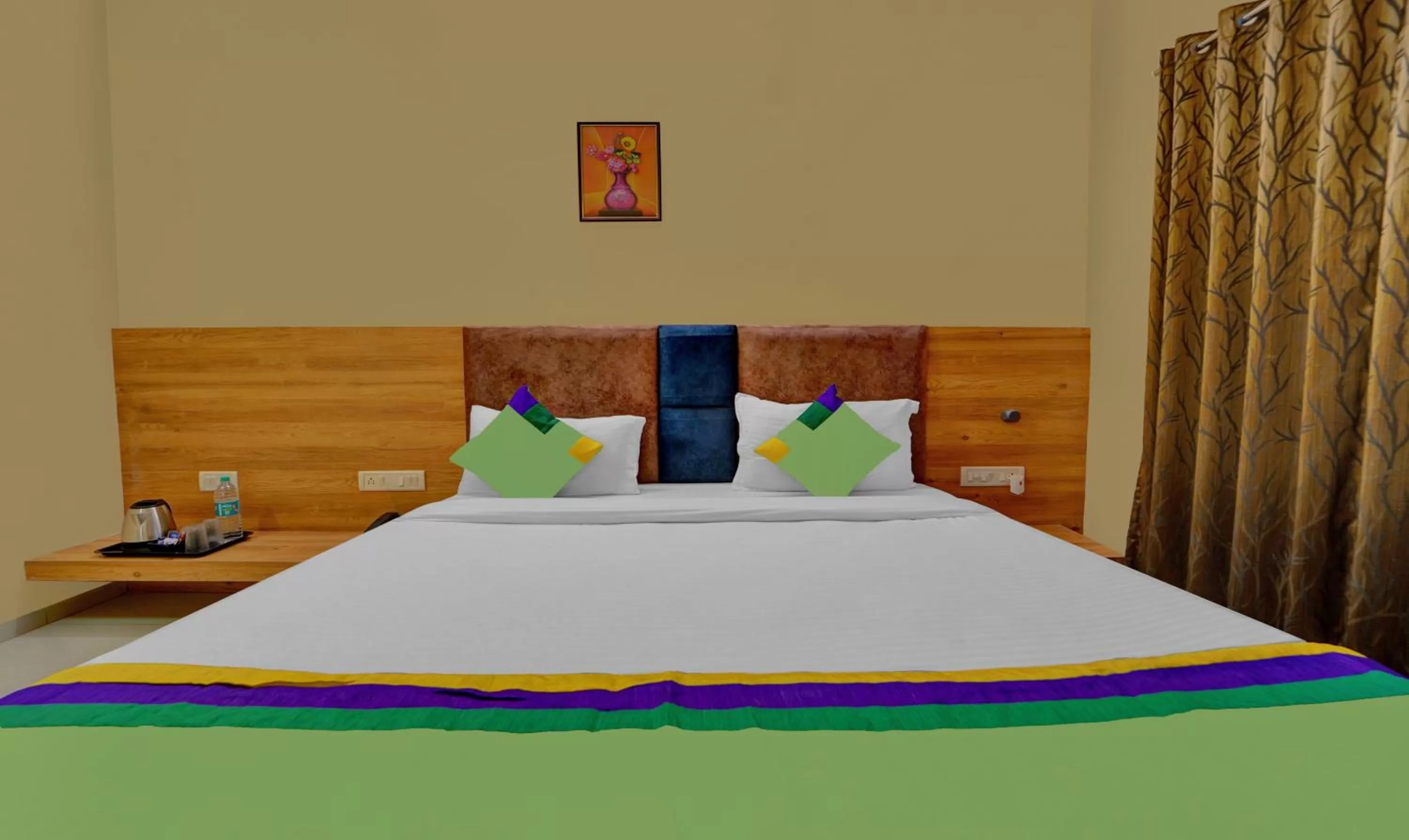 Bed in Treebo Trend Iceberg