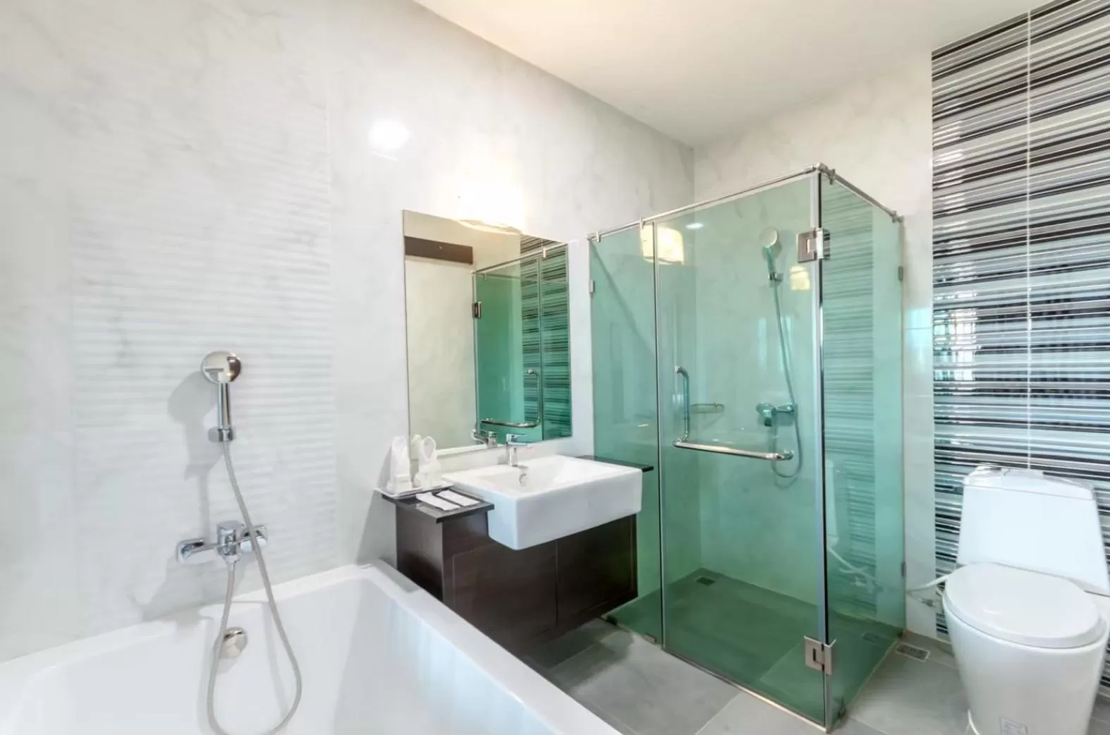 Shower in Eastpana Hotel - SHA Extra Plus