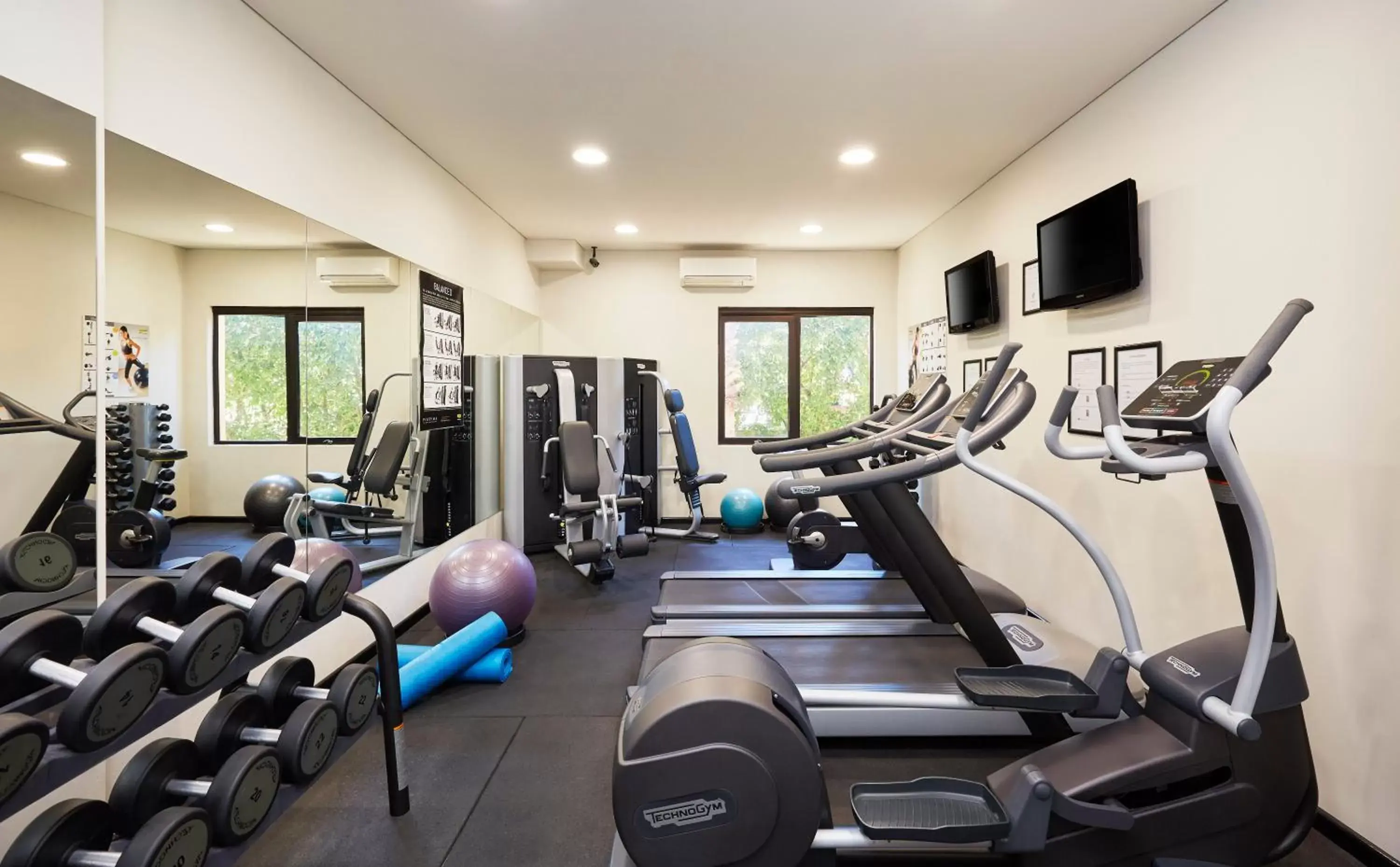 Fitness centre/facilities in Holiday Inn Parramatta by IHG Fitness centre/facilities in Holiday Inn Parramatta by IHG