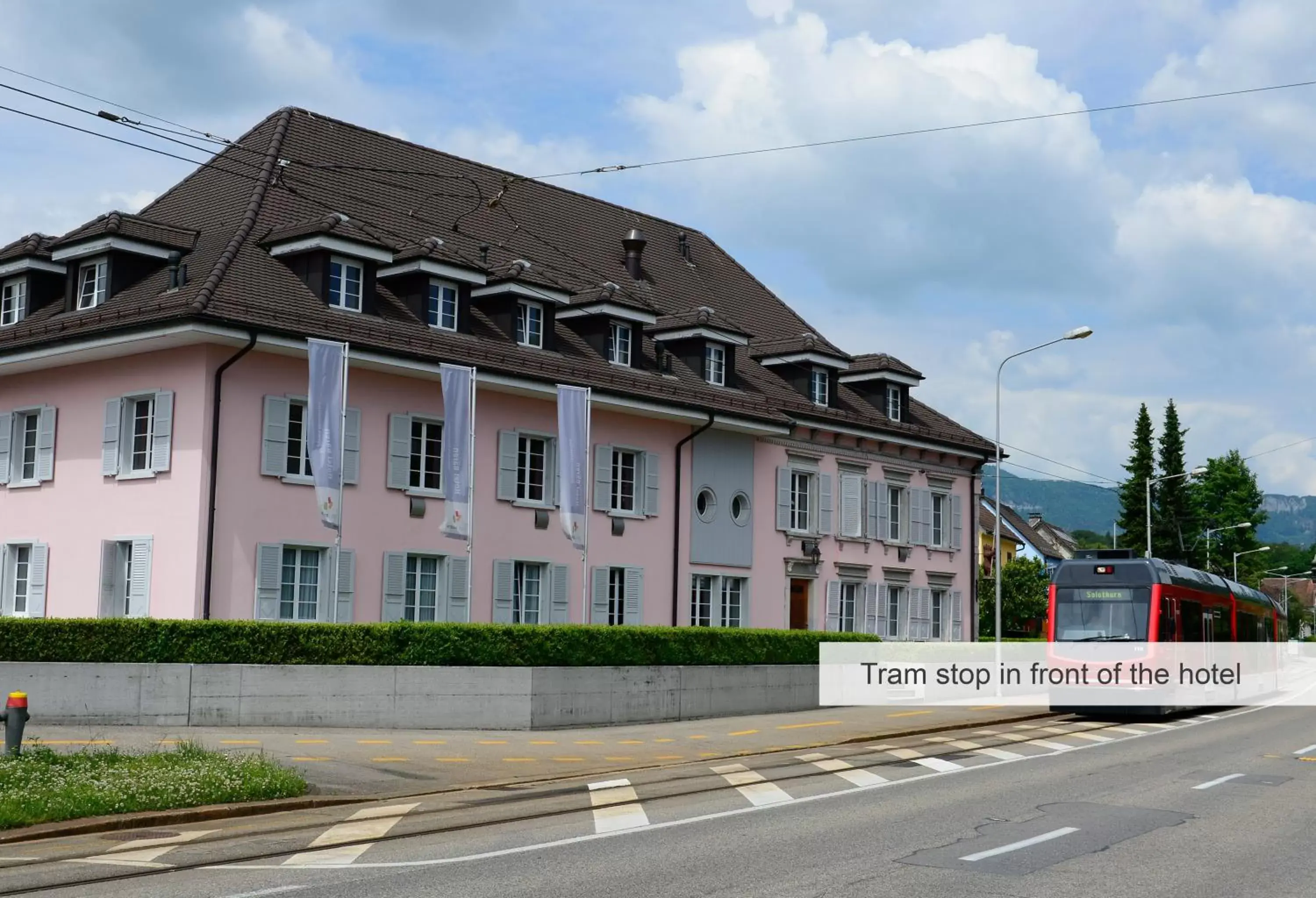 Property Building in Bären Self Check-in Hotel