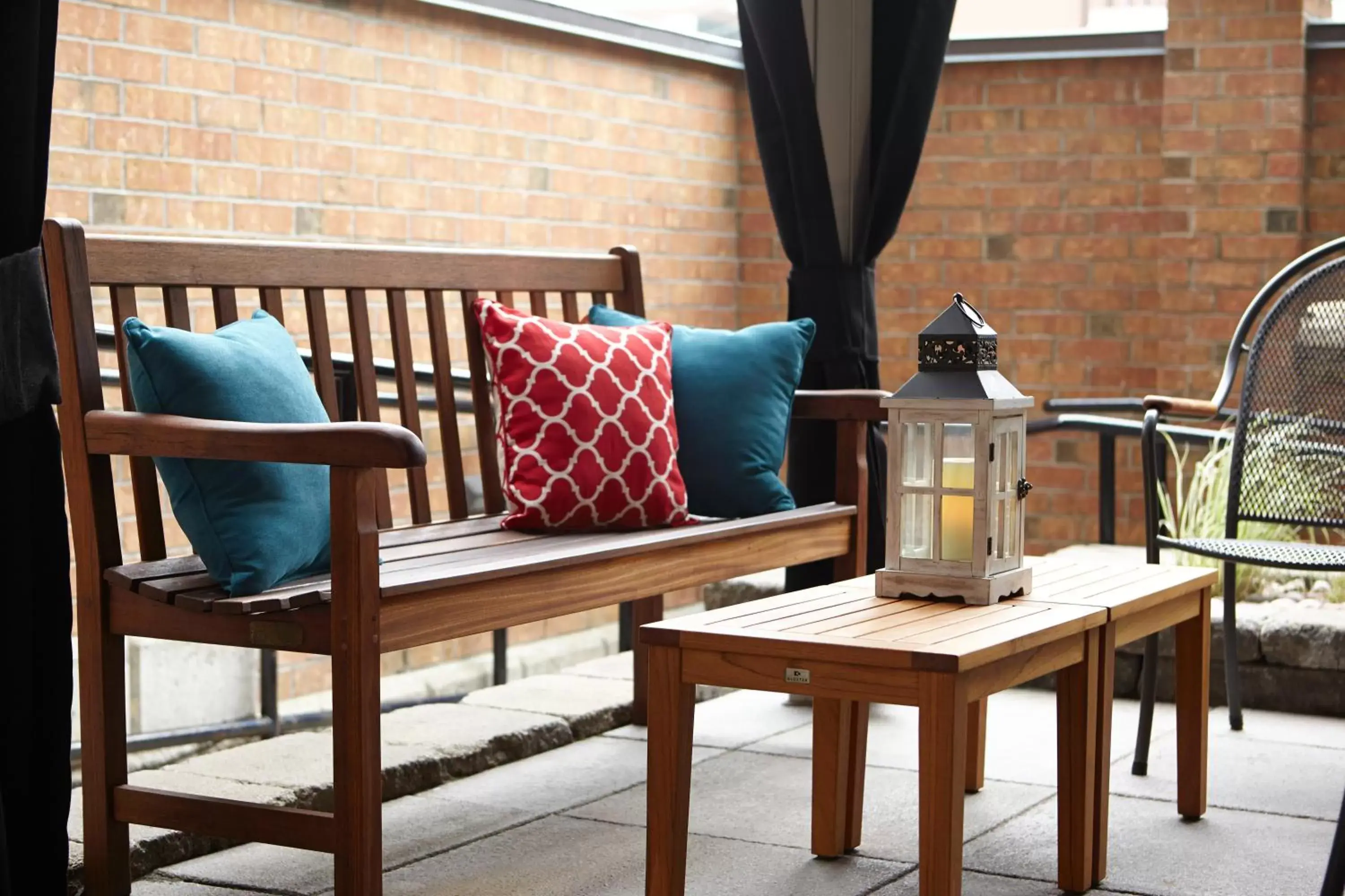 Patio, Seating Area in Hôtel Le Germain Québec