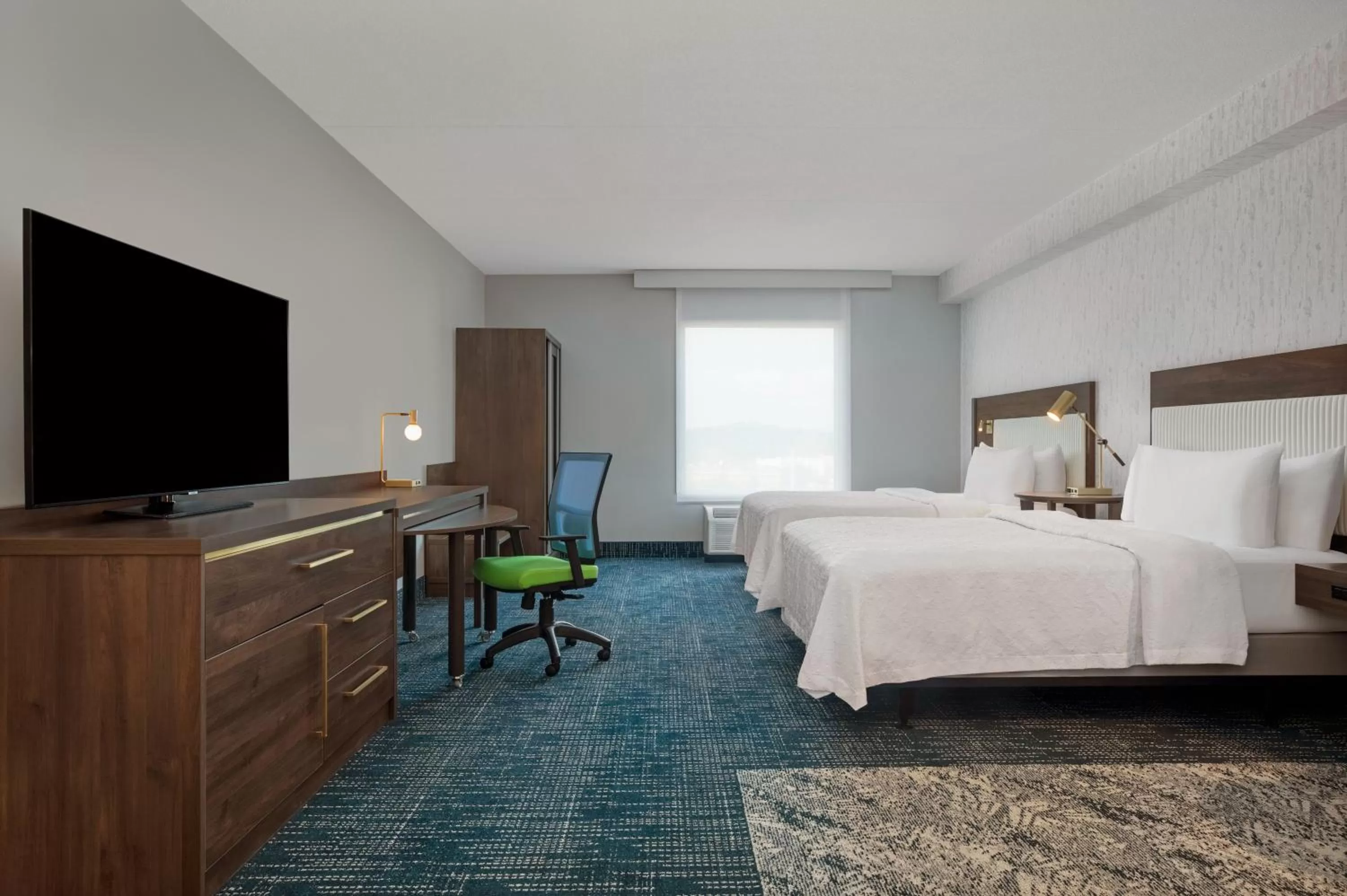 Bed in Home2 Suites By Hilton Huntsville