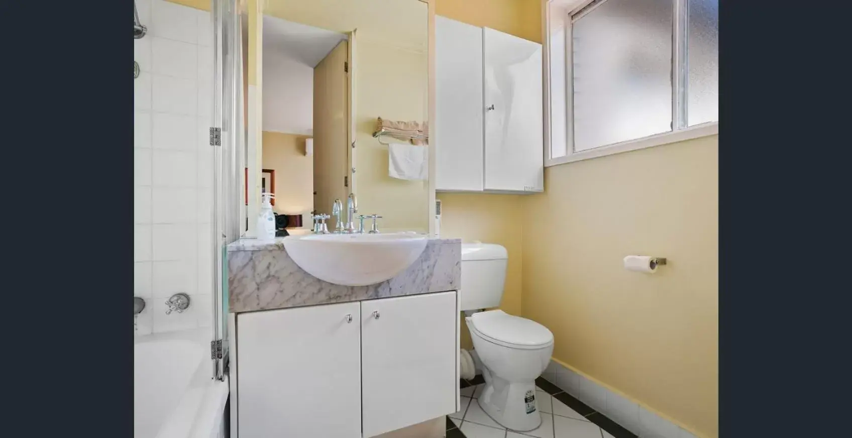 Bathroom in Knightsbridge Apartments