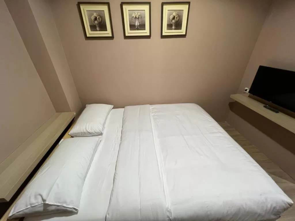 Bed in Choska Residence