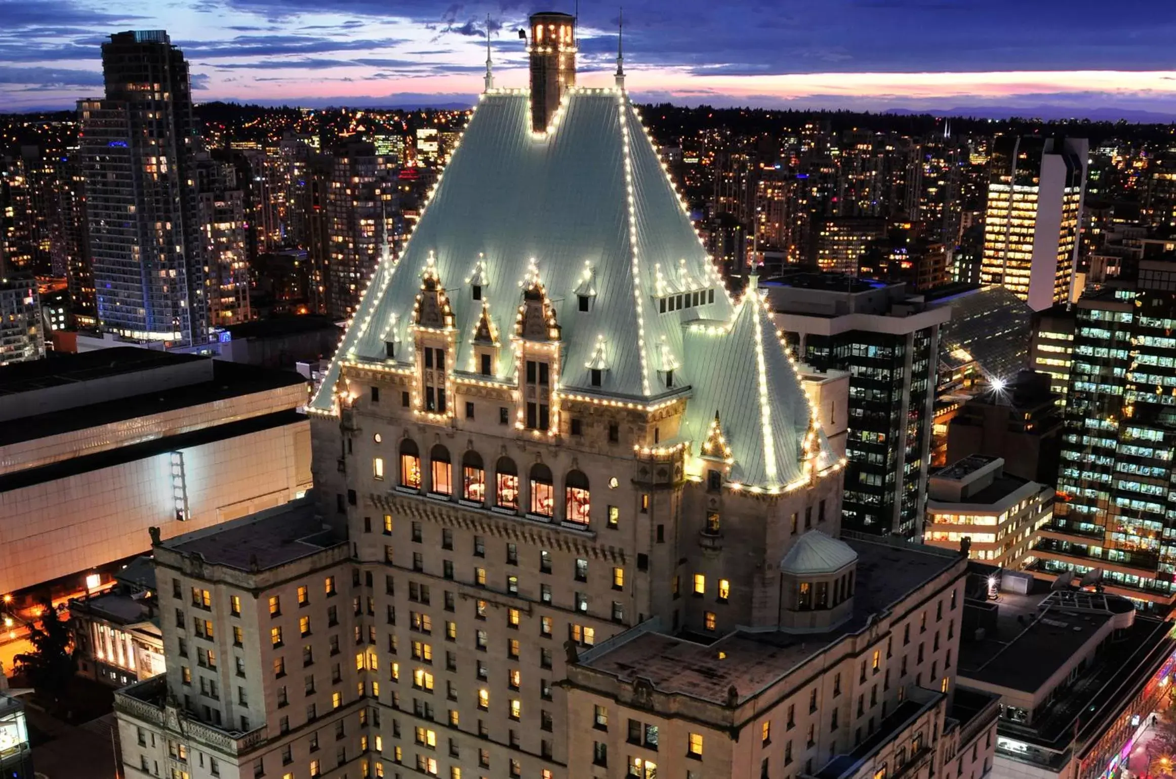 Night, Bird's-eye View in Fairmont Hotel Vancouver