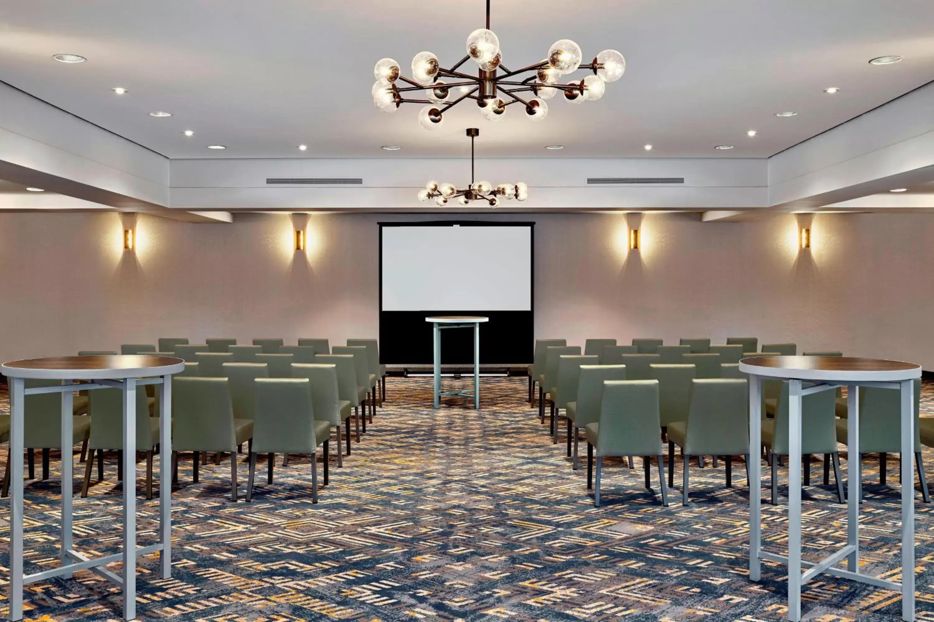 Meeting/conference room in Delta Hotels Calgary Downtown