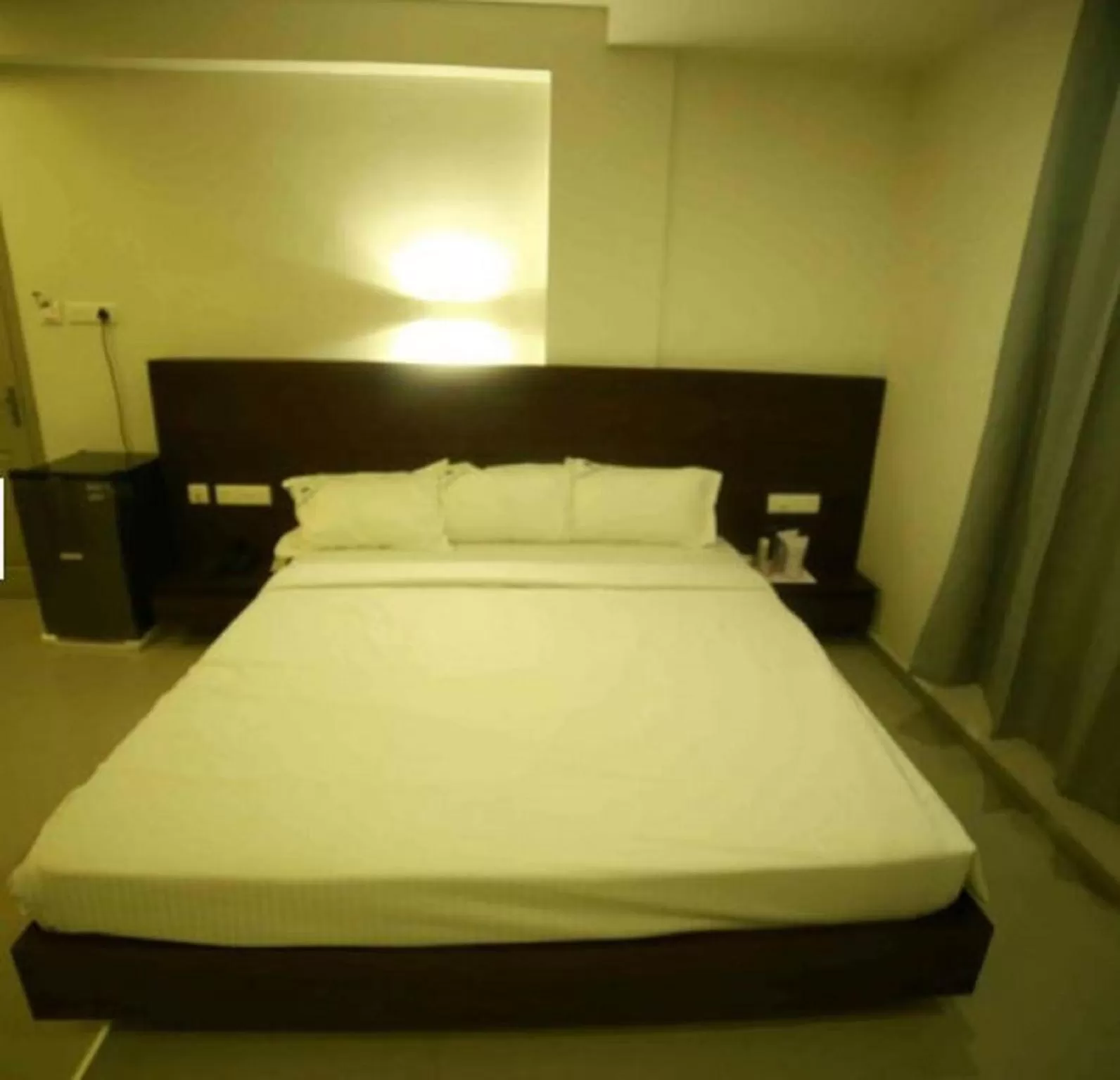 Bedroom, Bed in Nalanda Inn