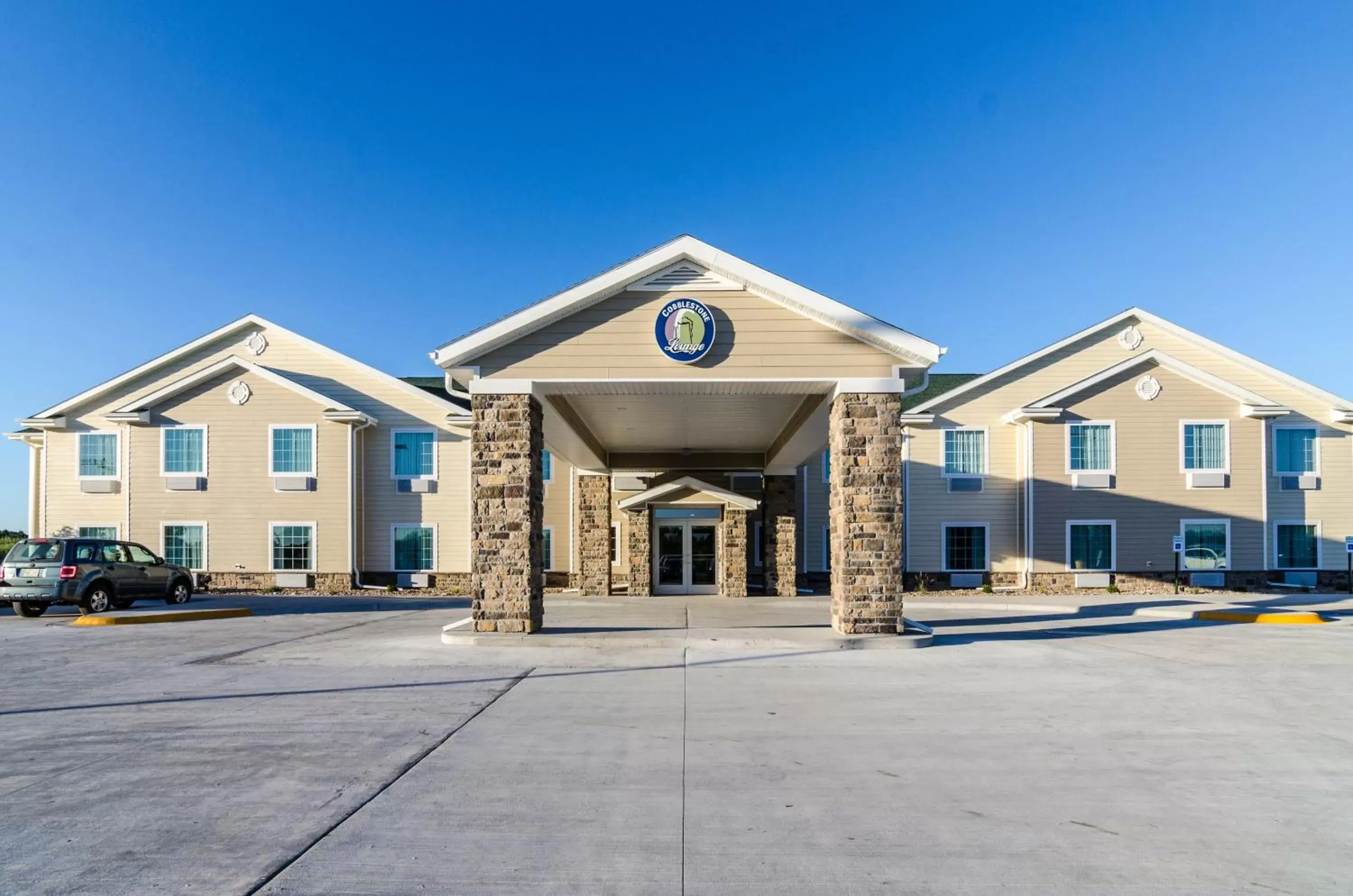 Property Building in Cobblestone Inn & Suites - Ord