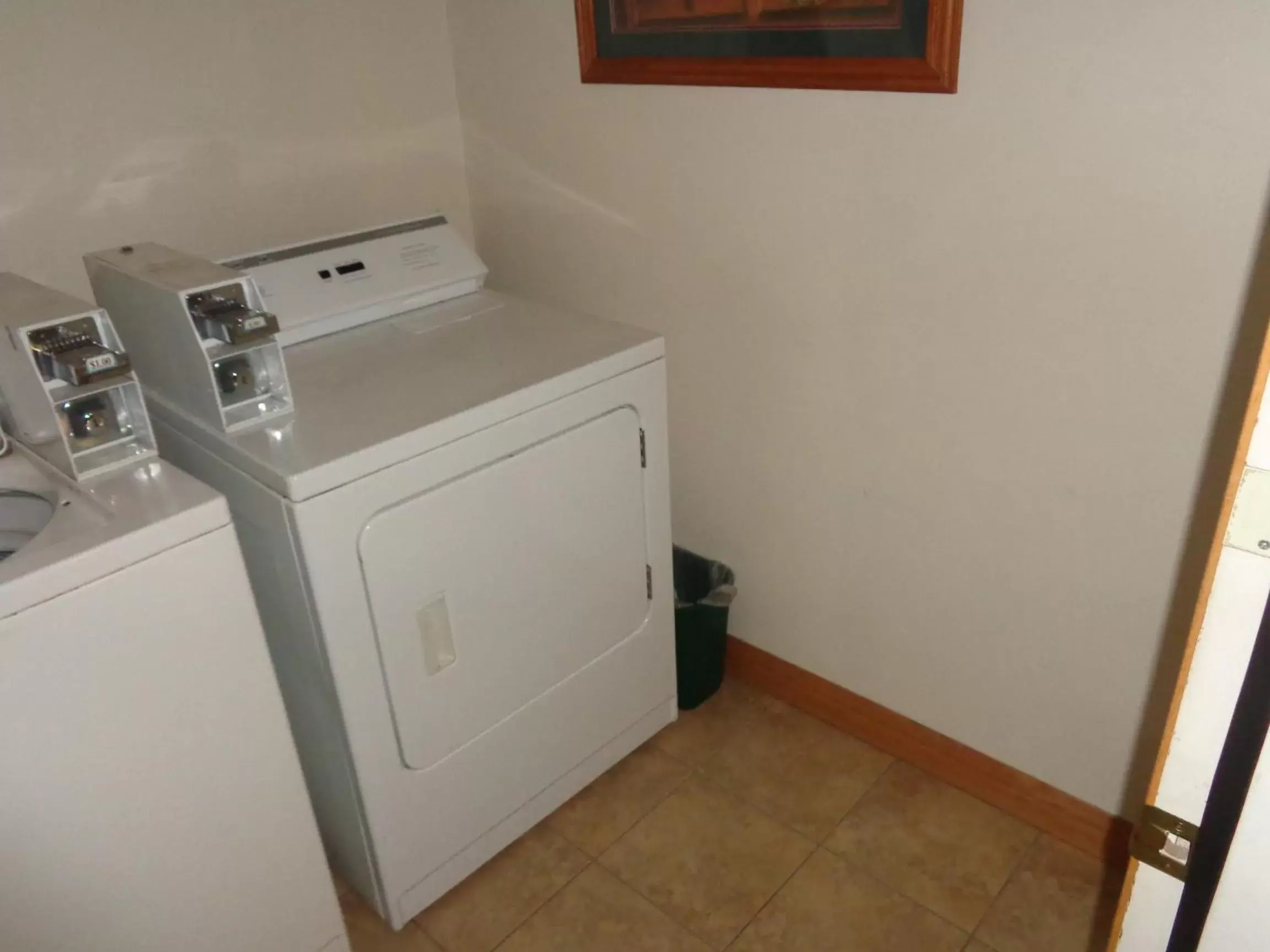 Other, Kitchen/Kitchenette in Country Inn & Suites by Radisson, Sparta, WI