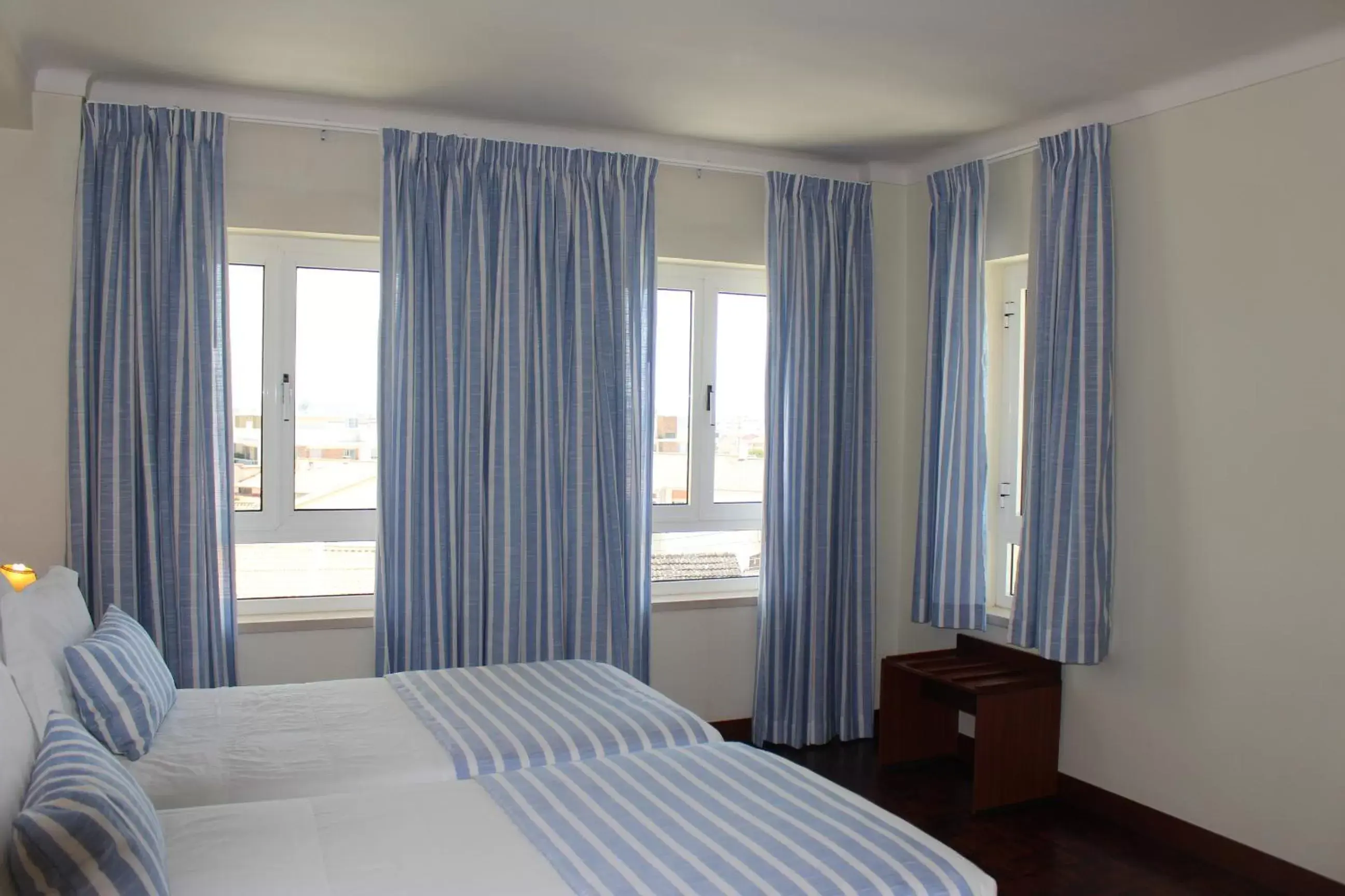 Bed in Hotel Santo Antonio Da Baia