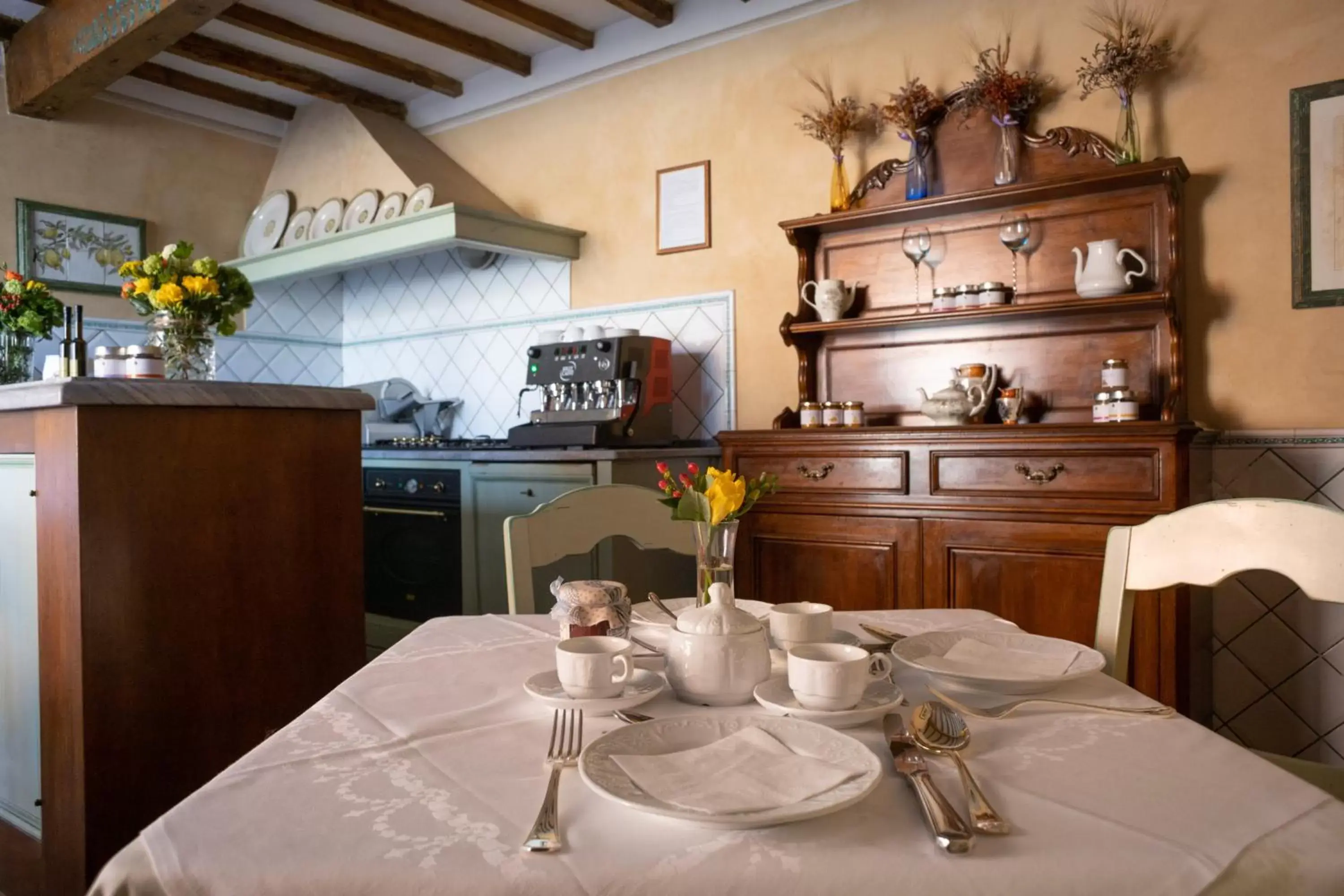 Restaurant/Places to Eat in B&B Le Cannelle FIESOLE