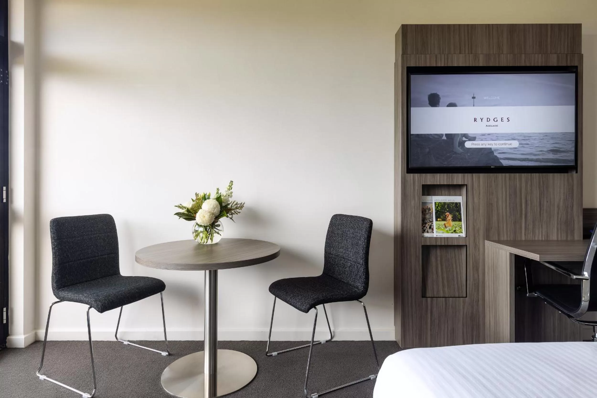 TV and multimedia, Bed in Rydges South Park Adelaide