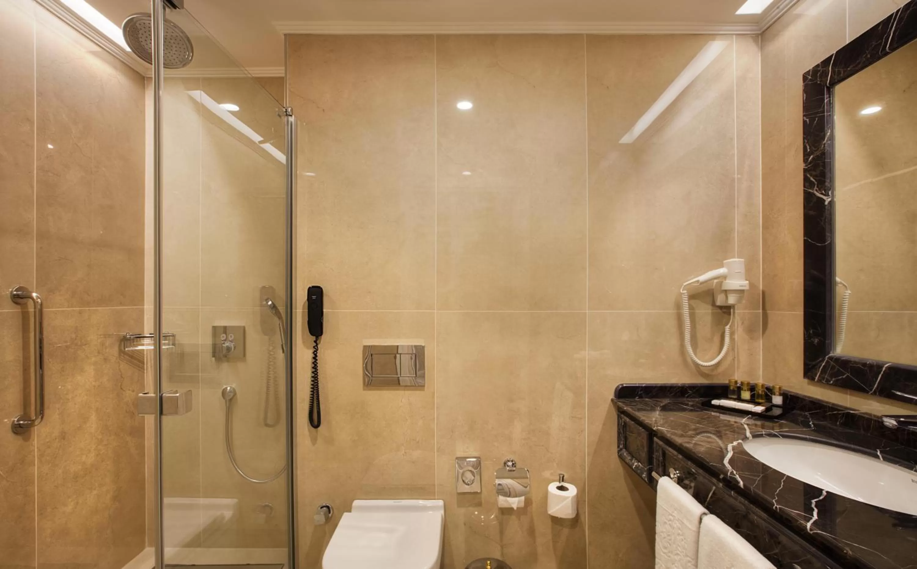 Bathroom in Ottoman's Life Hotel Deluxe