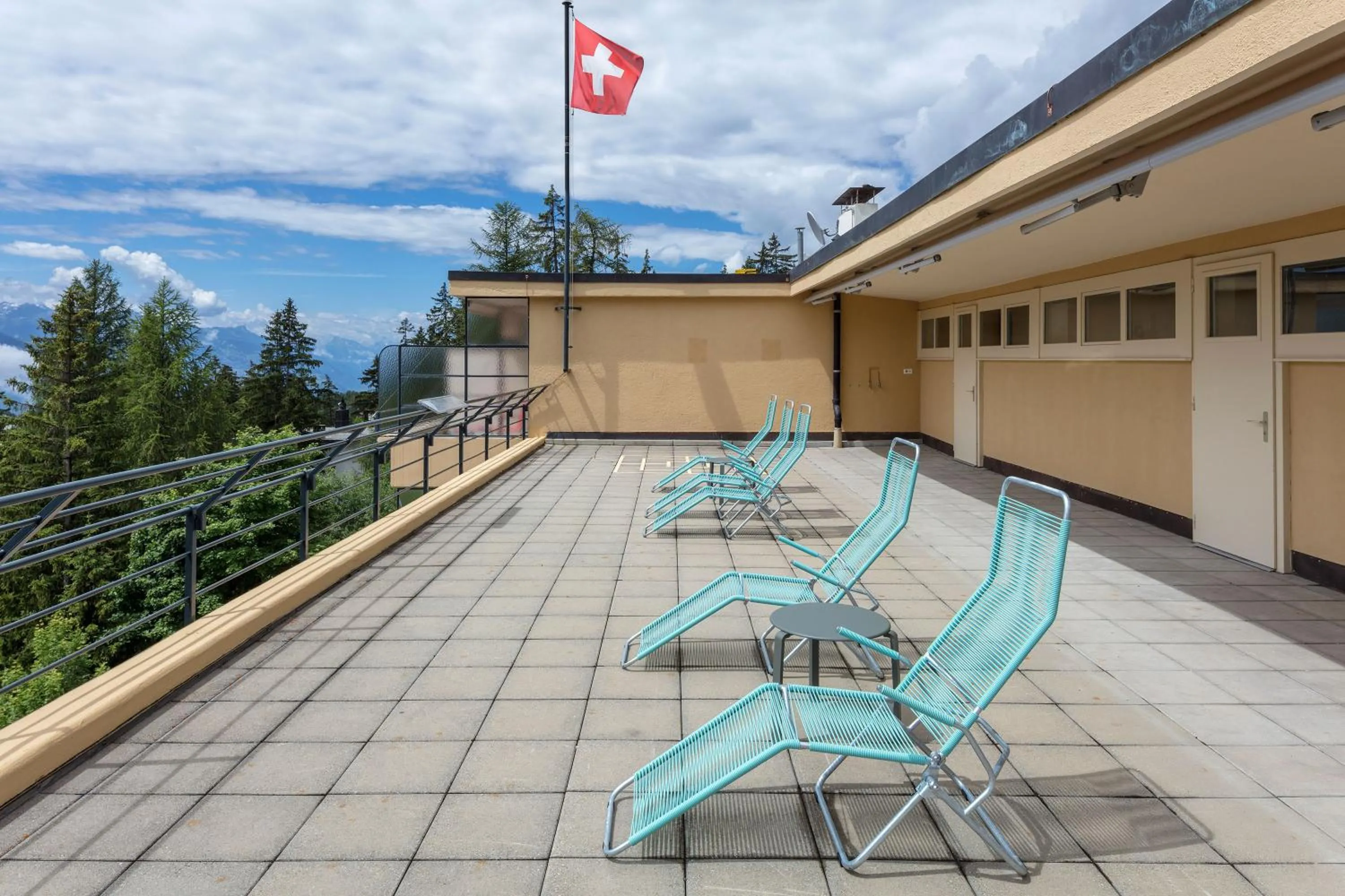 Balcony/Terrace in Crans-Montana Youth Hostel