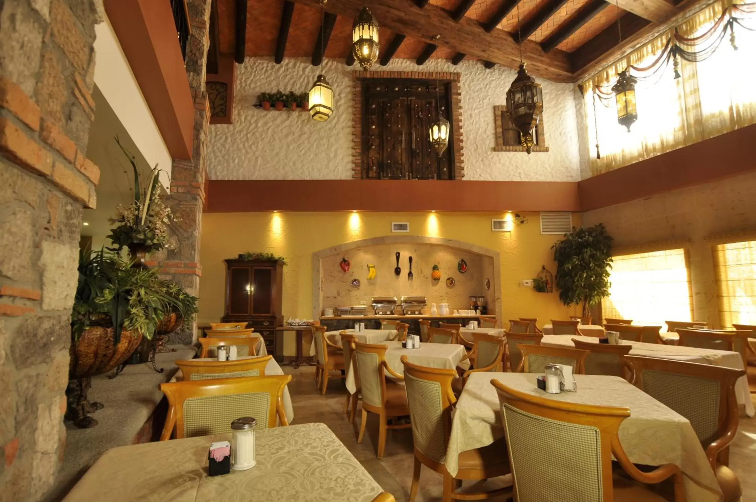 Restaurant/Places to Eat in Hotel María Bonita Consulado Americano