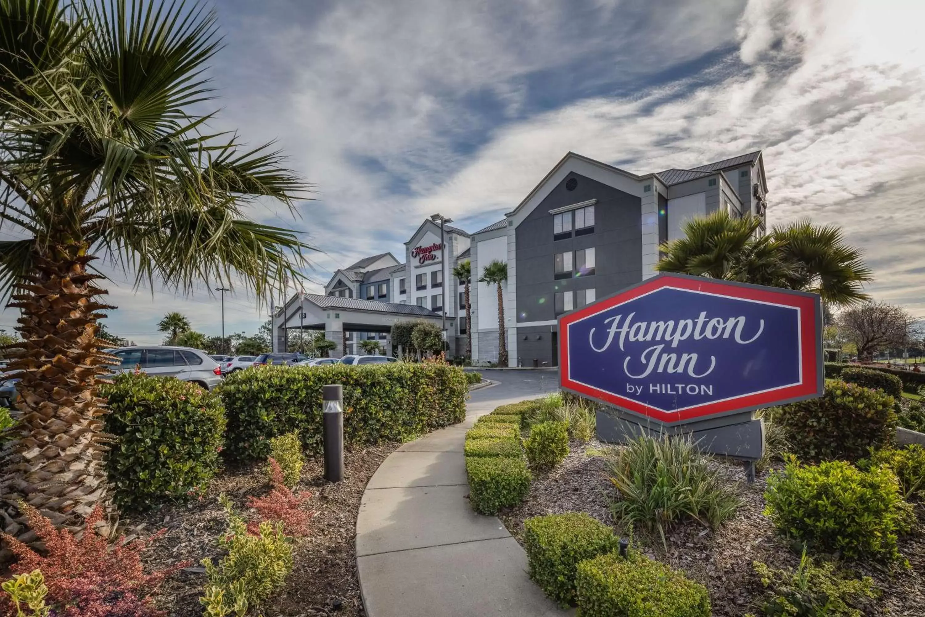 Property Building in Hampton Inn San Francisco Airport