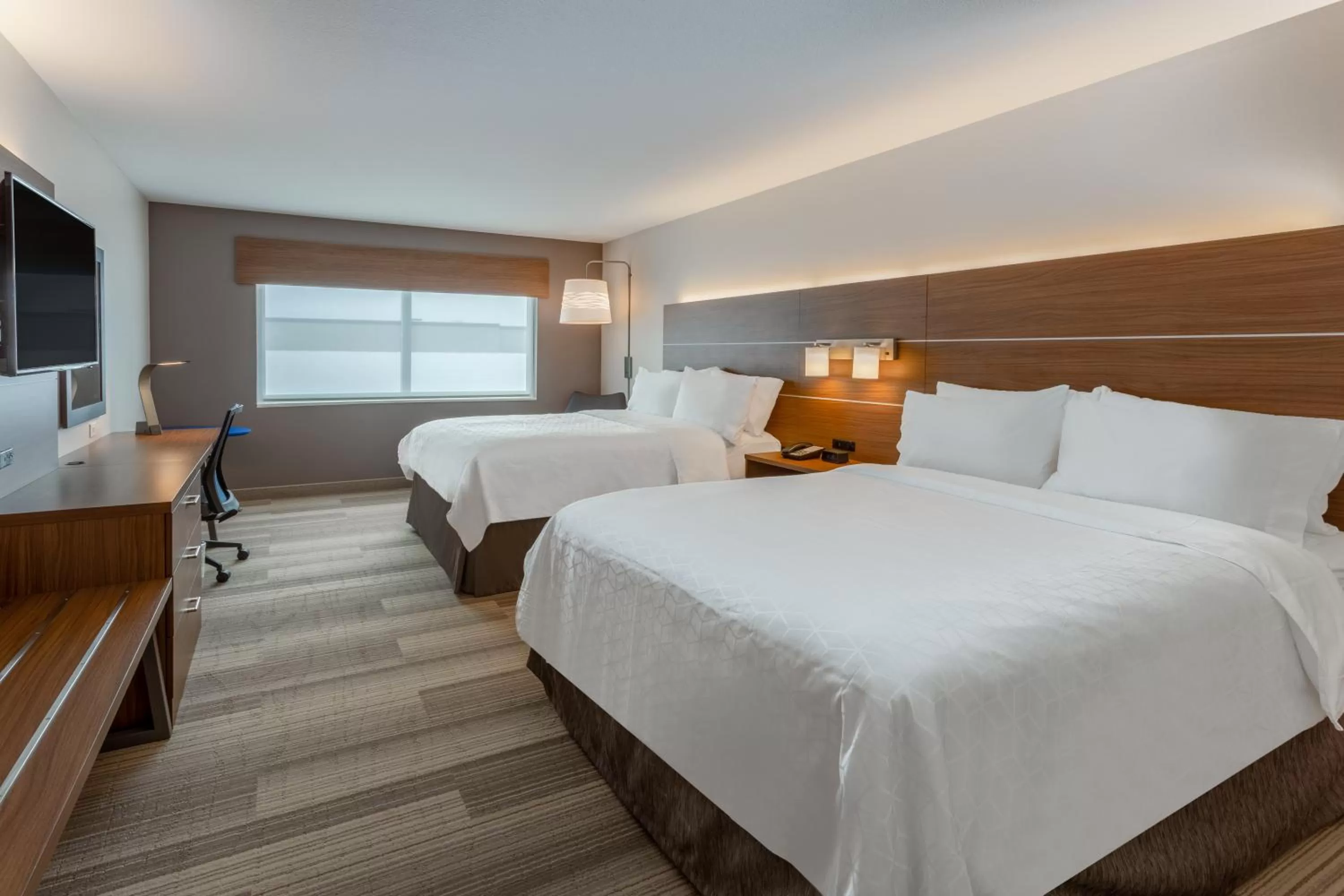 Bed in Holiday Inn Express & Suites - Rice Lake by IHG