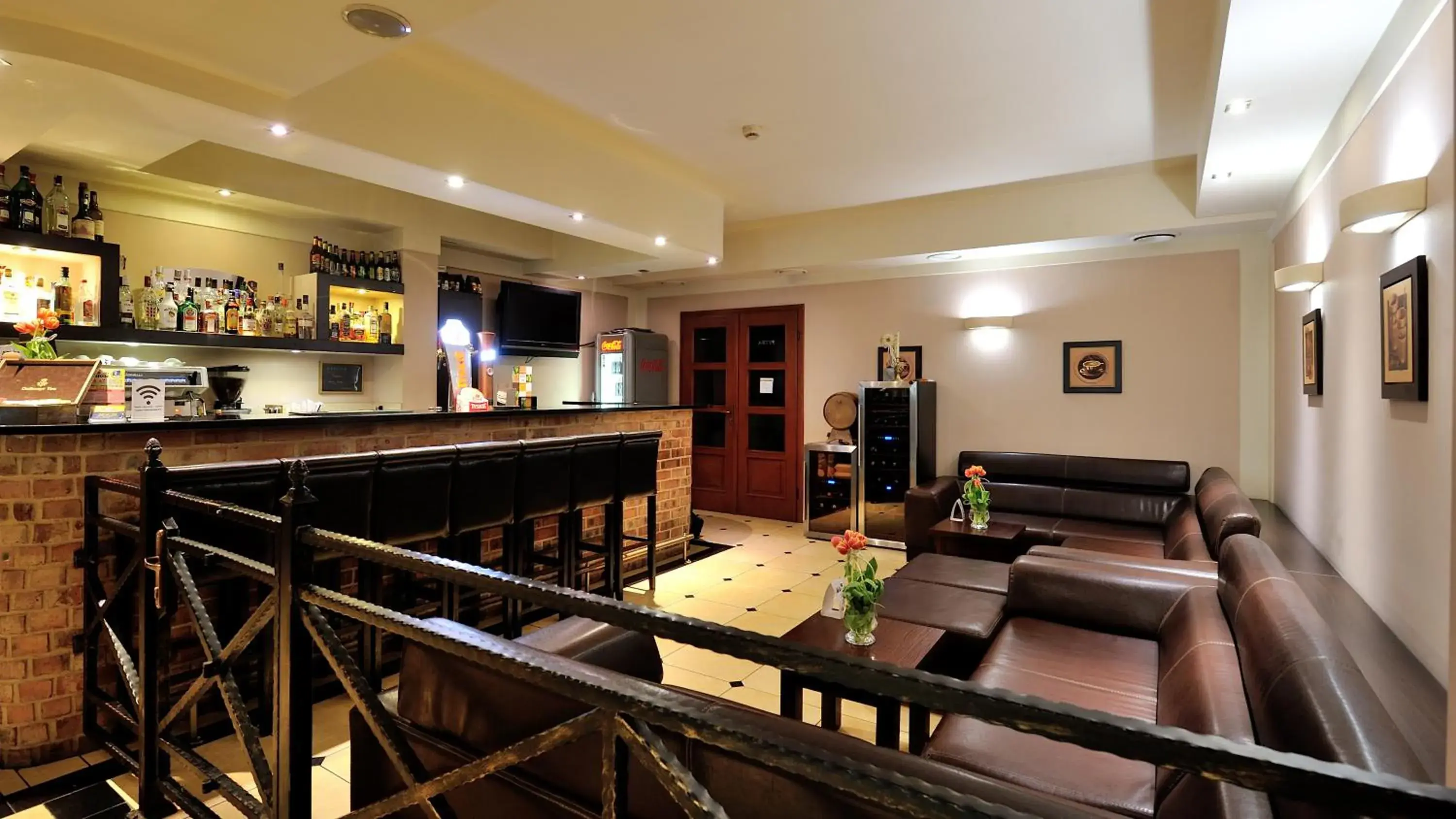 Lounge or bar, Lounge/Bar in Hotel Diament Vacanza Katowice - Siemianowice