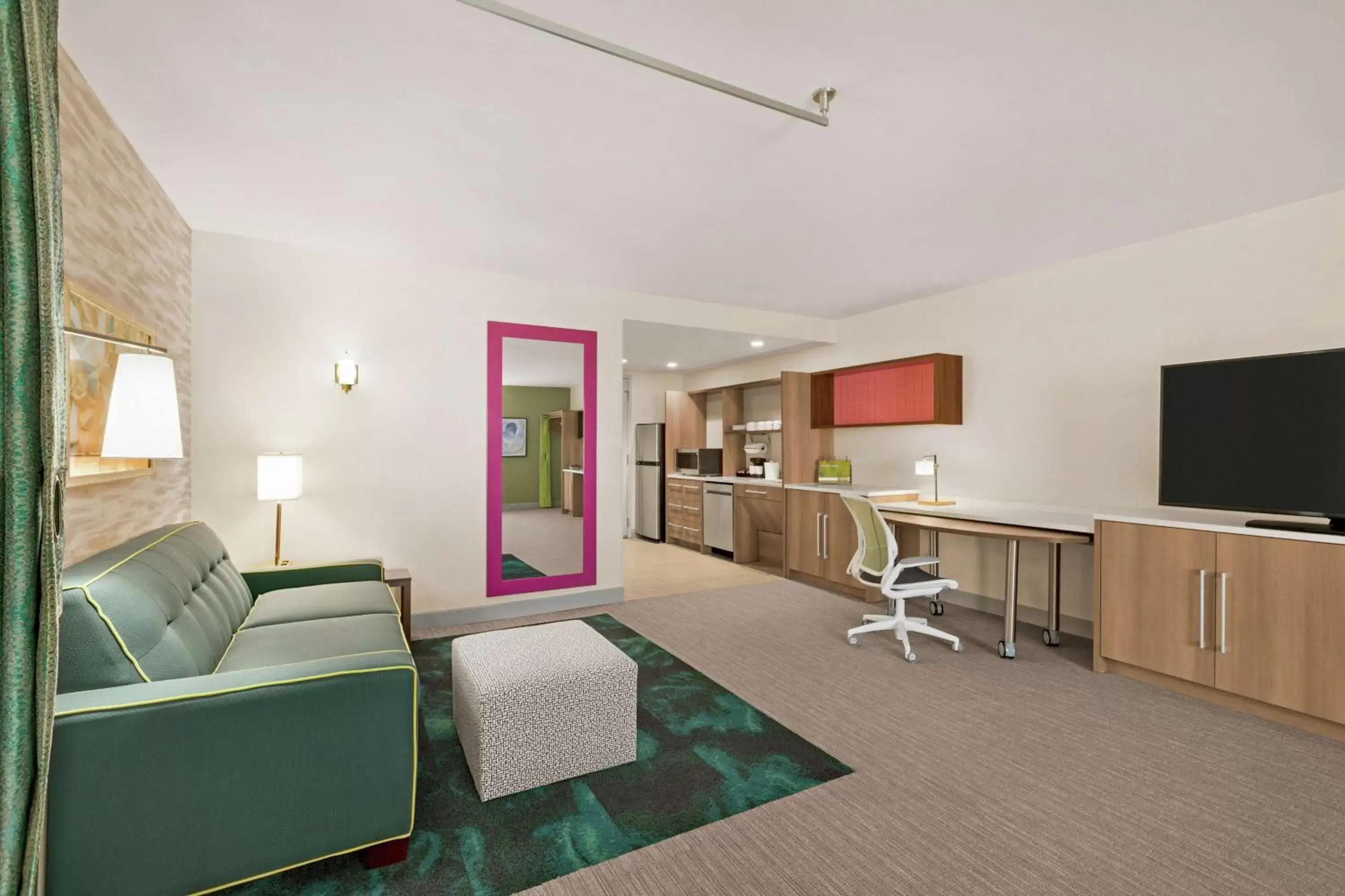 Bedroom, Seating Area in Home2 Suites By Hilton Scottsdale Salt River