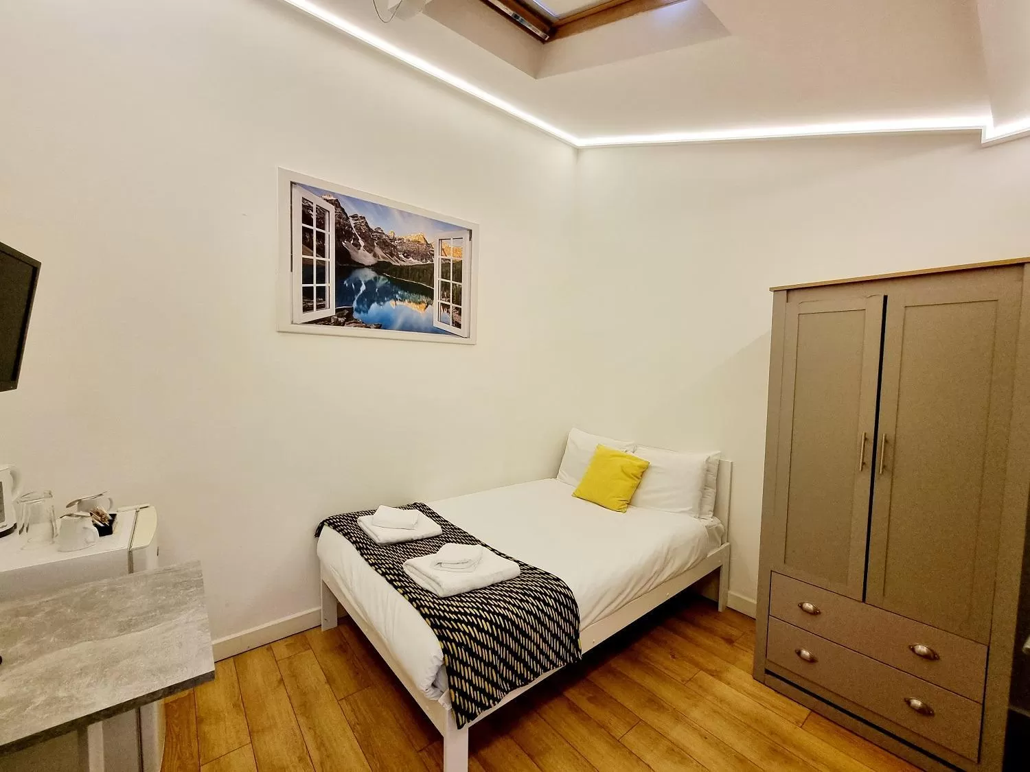 Bed in London Stay Apartments