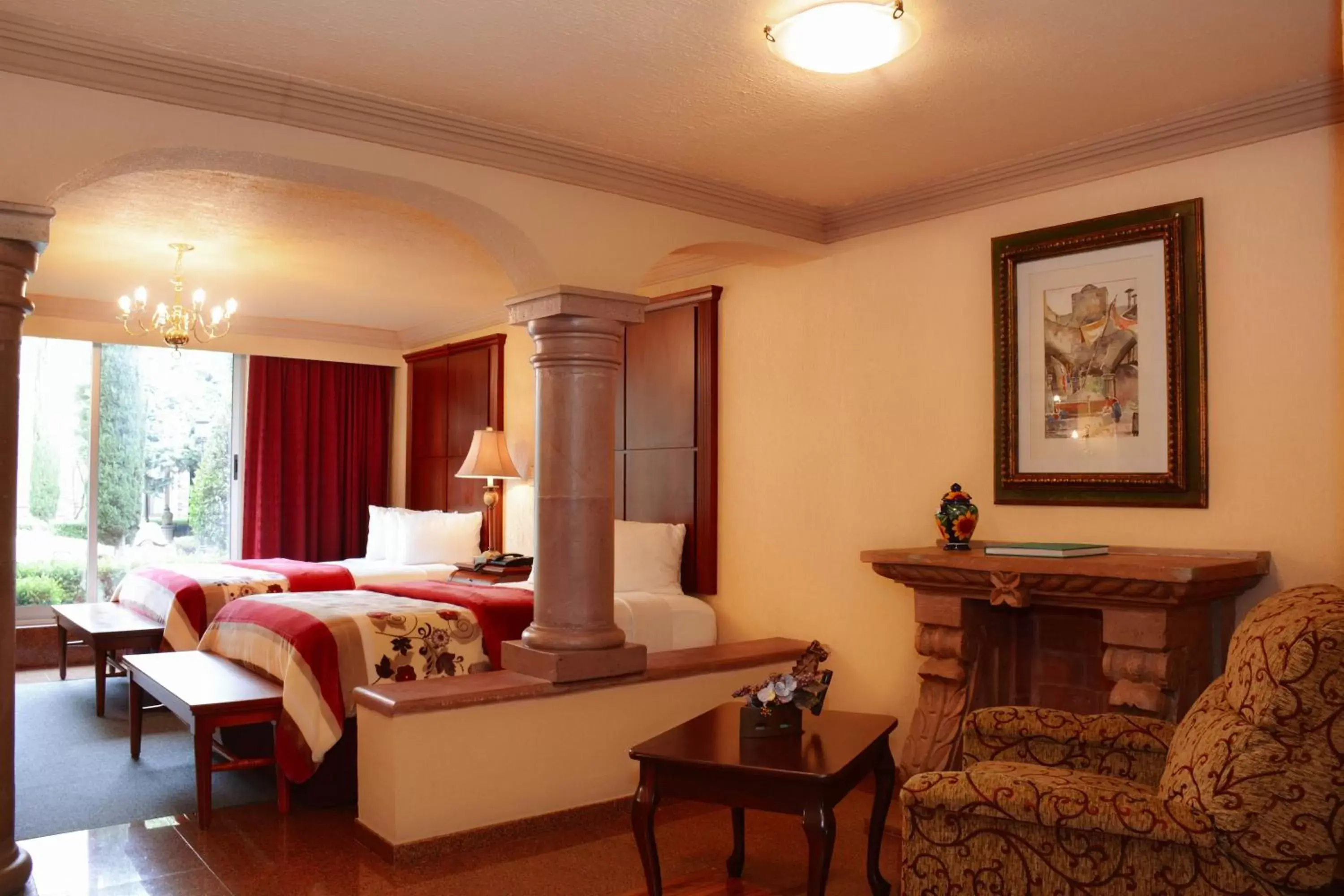 Bedroom, Seating Area in Quinta del Rey Hotel
