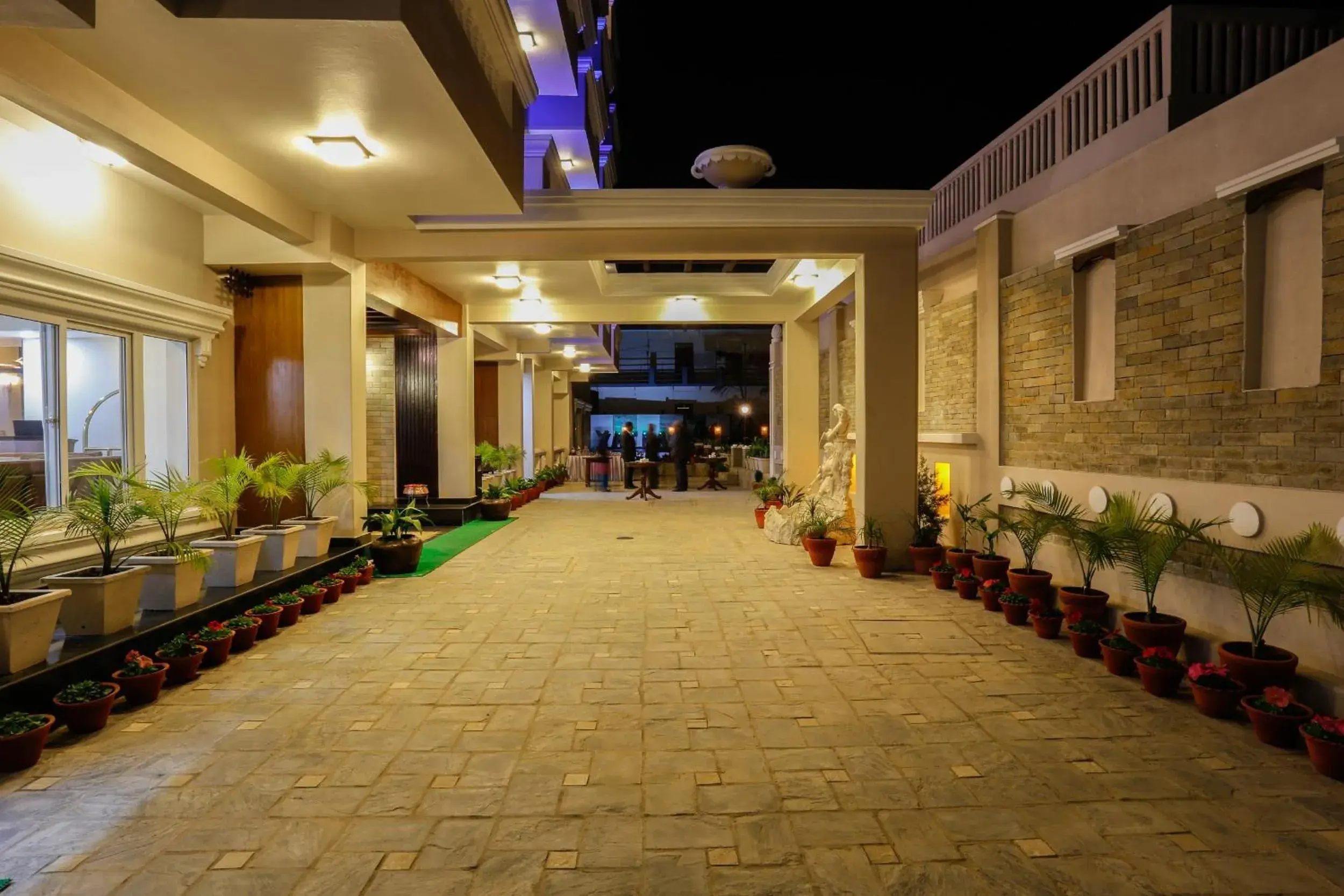 Facade/entrance in Da Yatra Courtyard Hotel