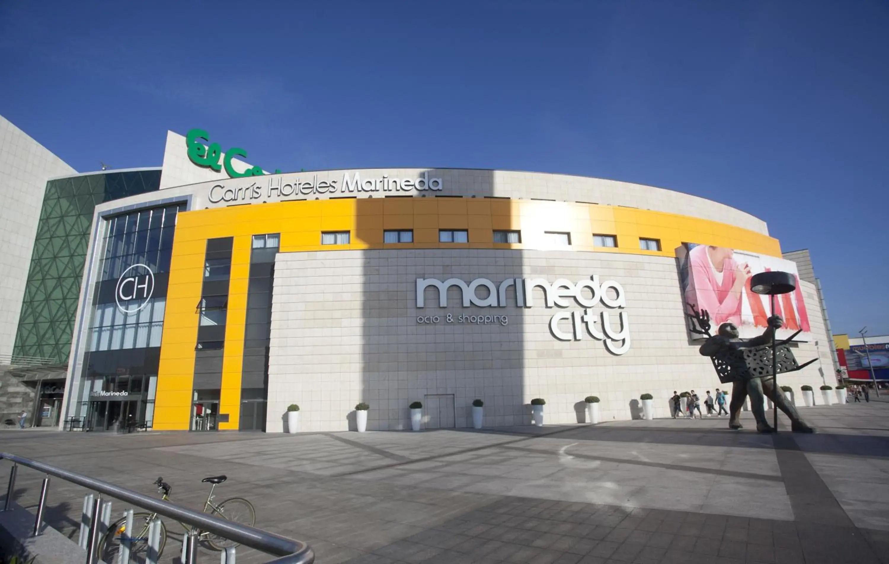 Facade/entrance in Hotel Carris Marineda Facade/entrance in Hotel Carris Marineda