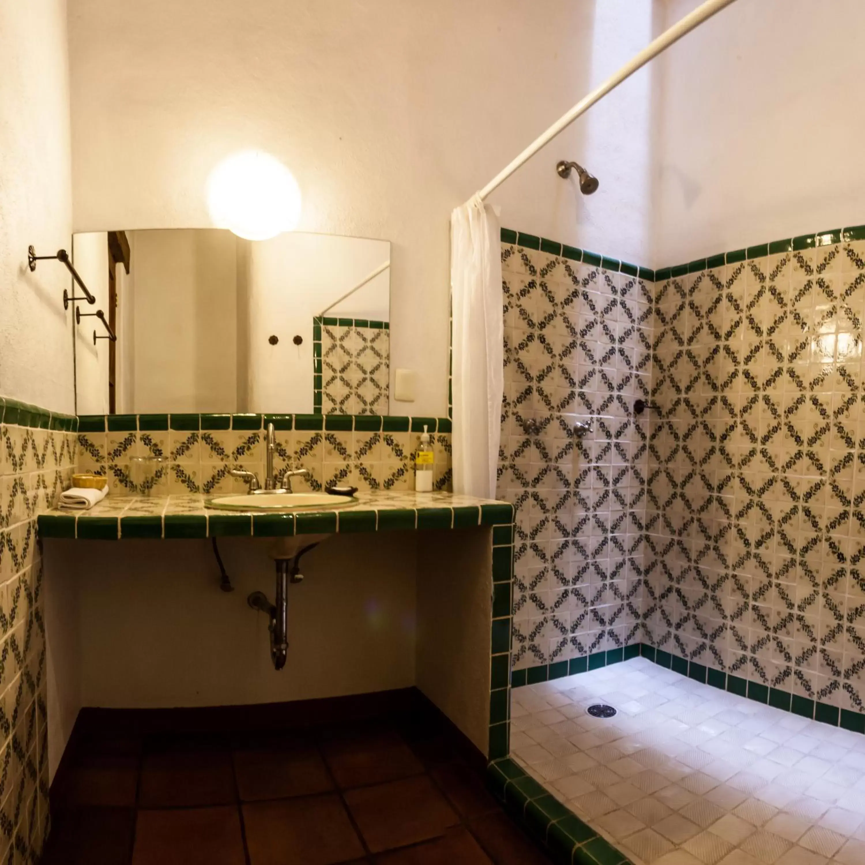 Bathroom in Posada Yolihuani