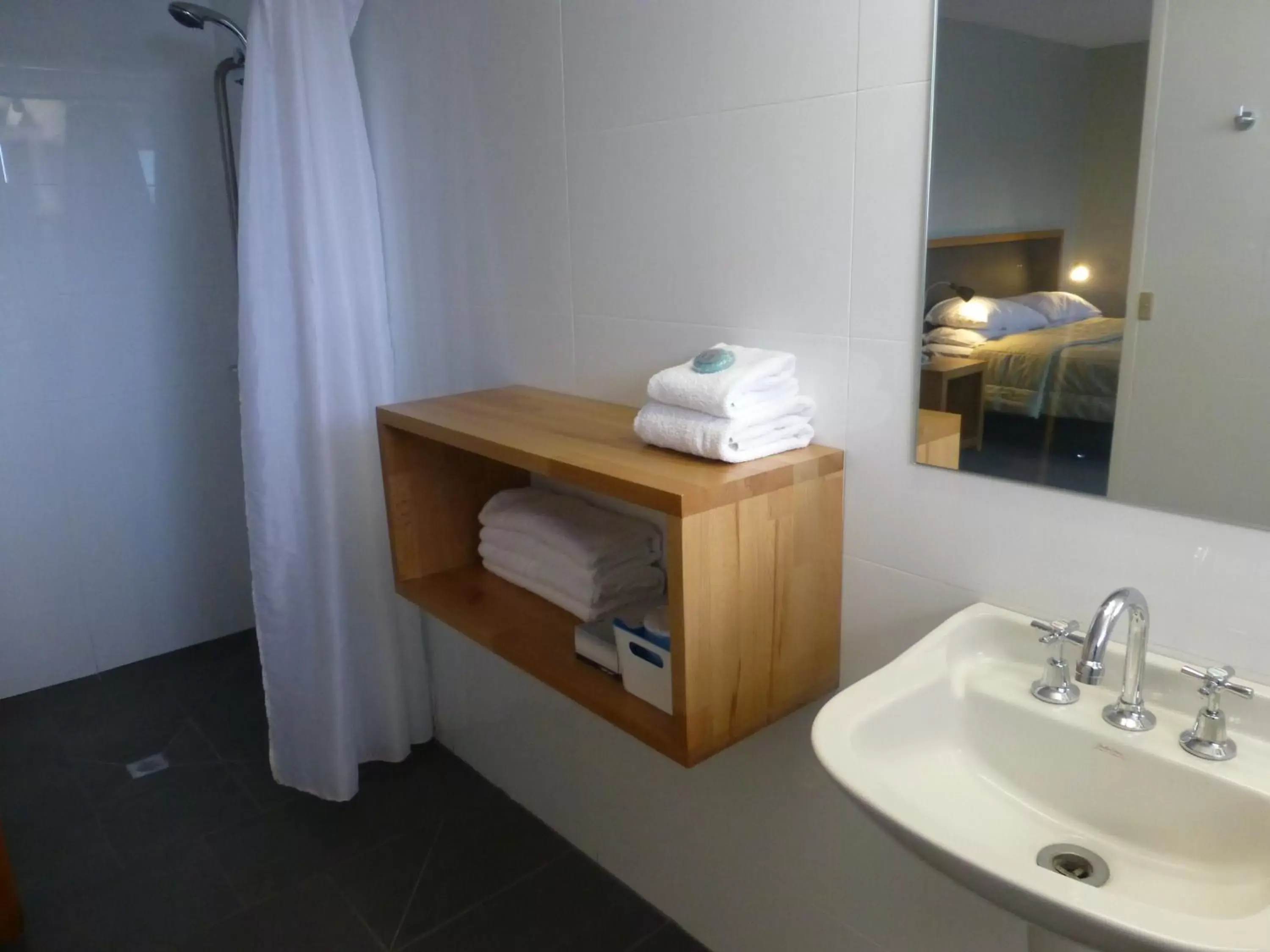 Bathroom in Park Ridge Retreat