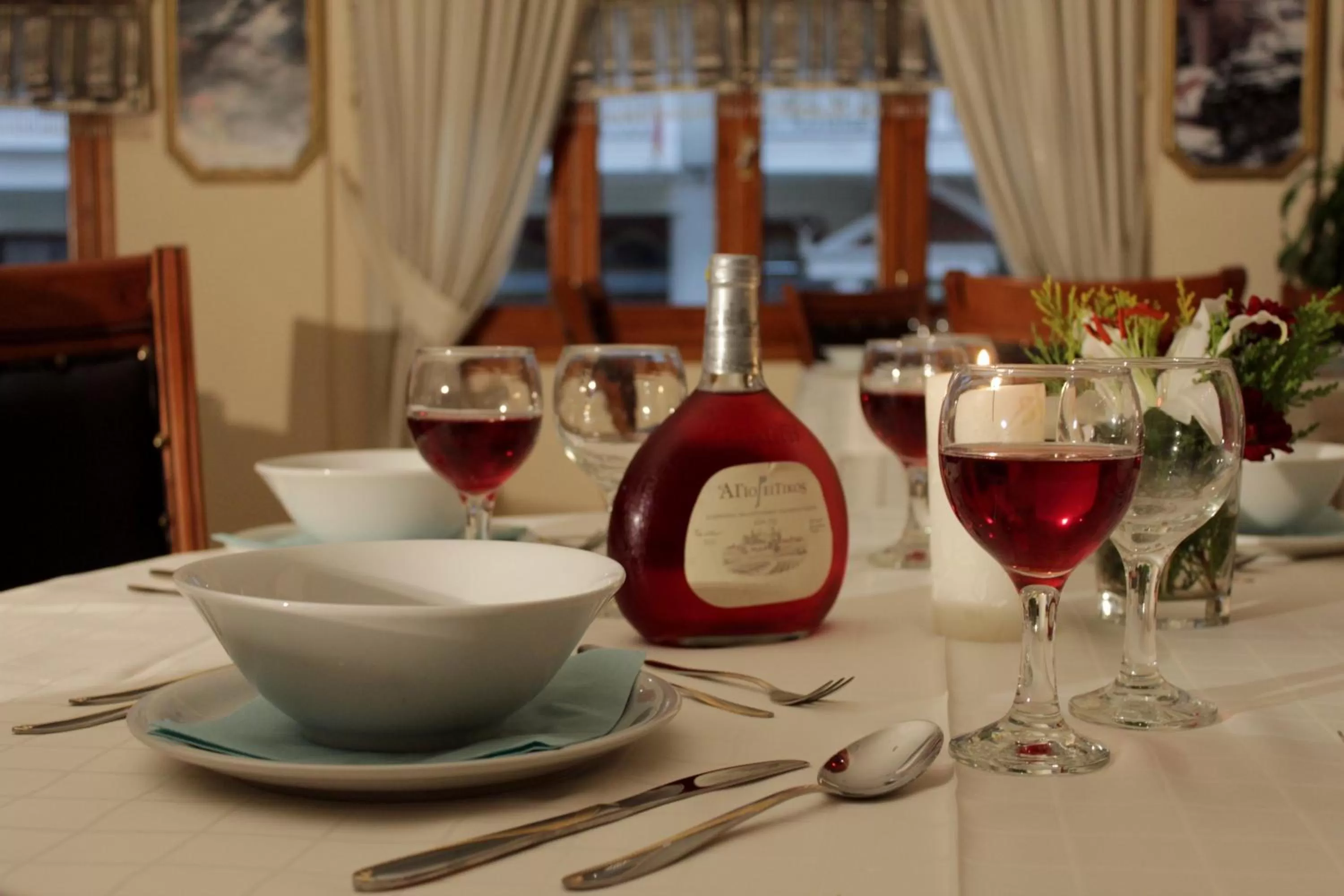 Restaurant/places to eat in Famissi Hotel