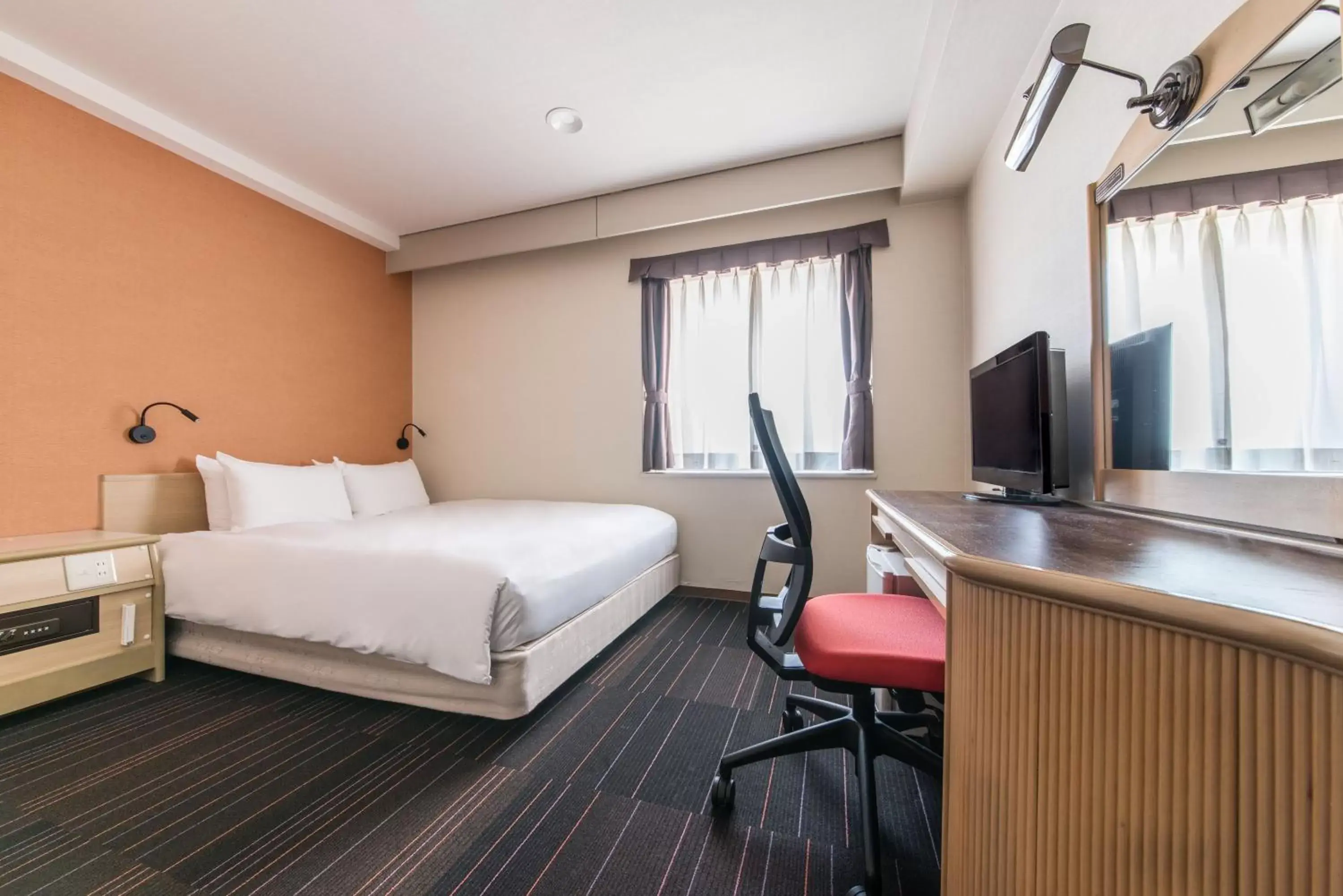 Bed in the b suidobashi Bed in the b suidobashi