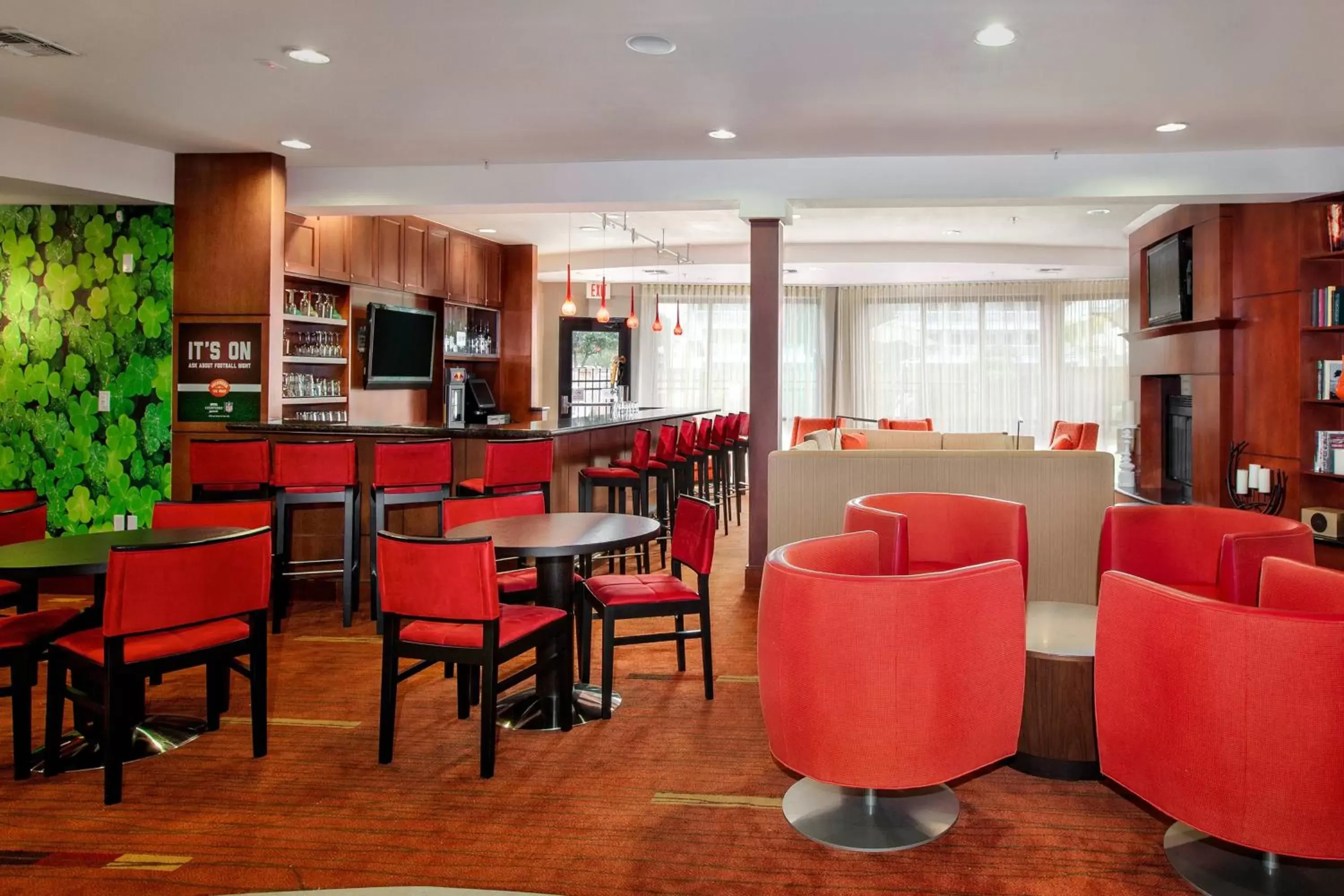 Lobby or reception, Lounge/Bar in Courtyard by Marriott Corpus Christi