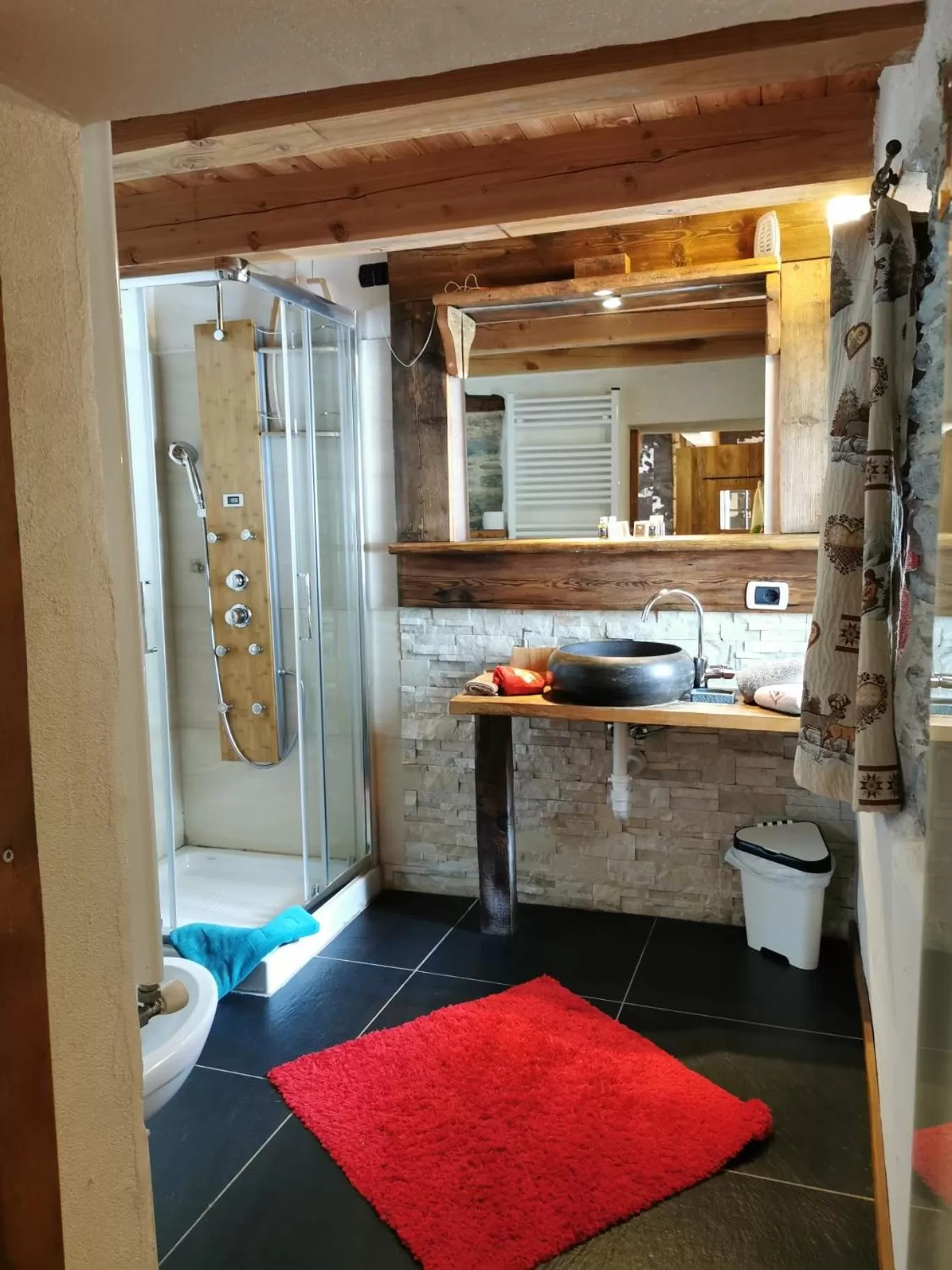 Shower in Maison Le Cler