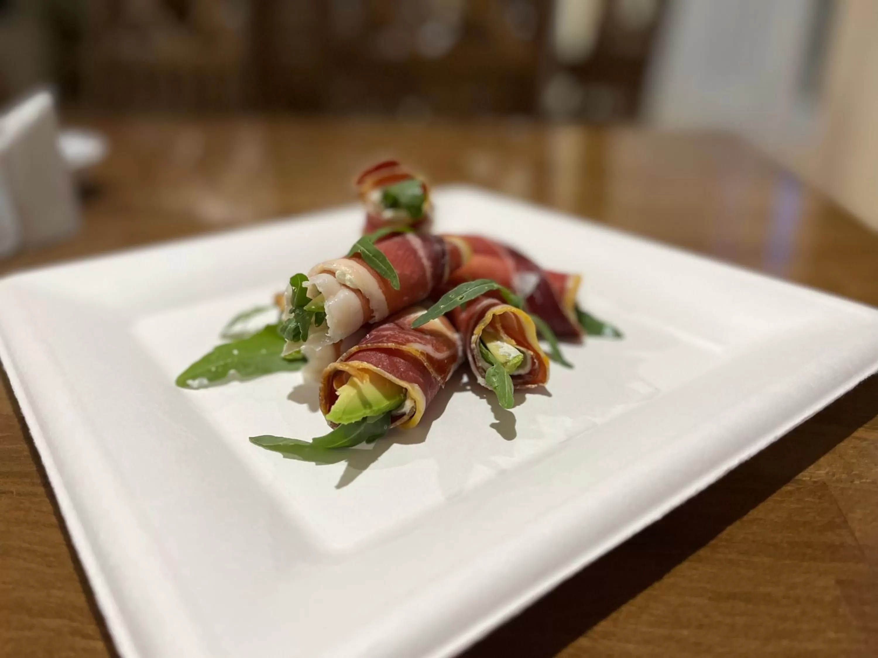 Restaurant/places to eat in Terem