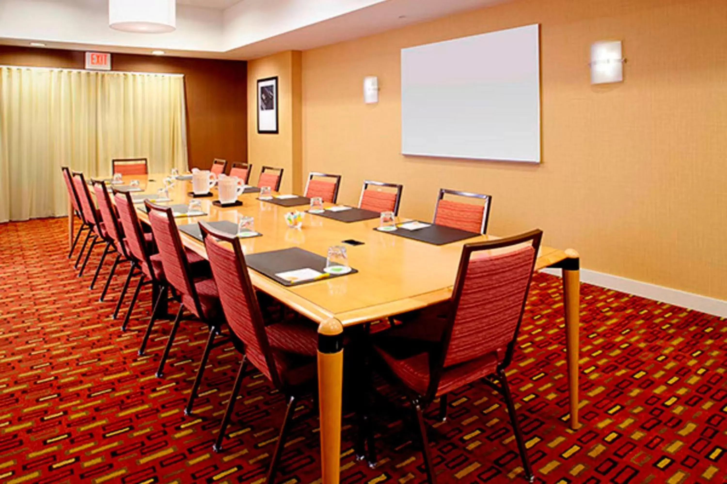 Meeting/conference room in Courtyard by Marriott Akron Stow