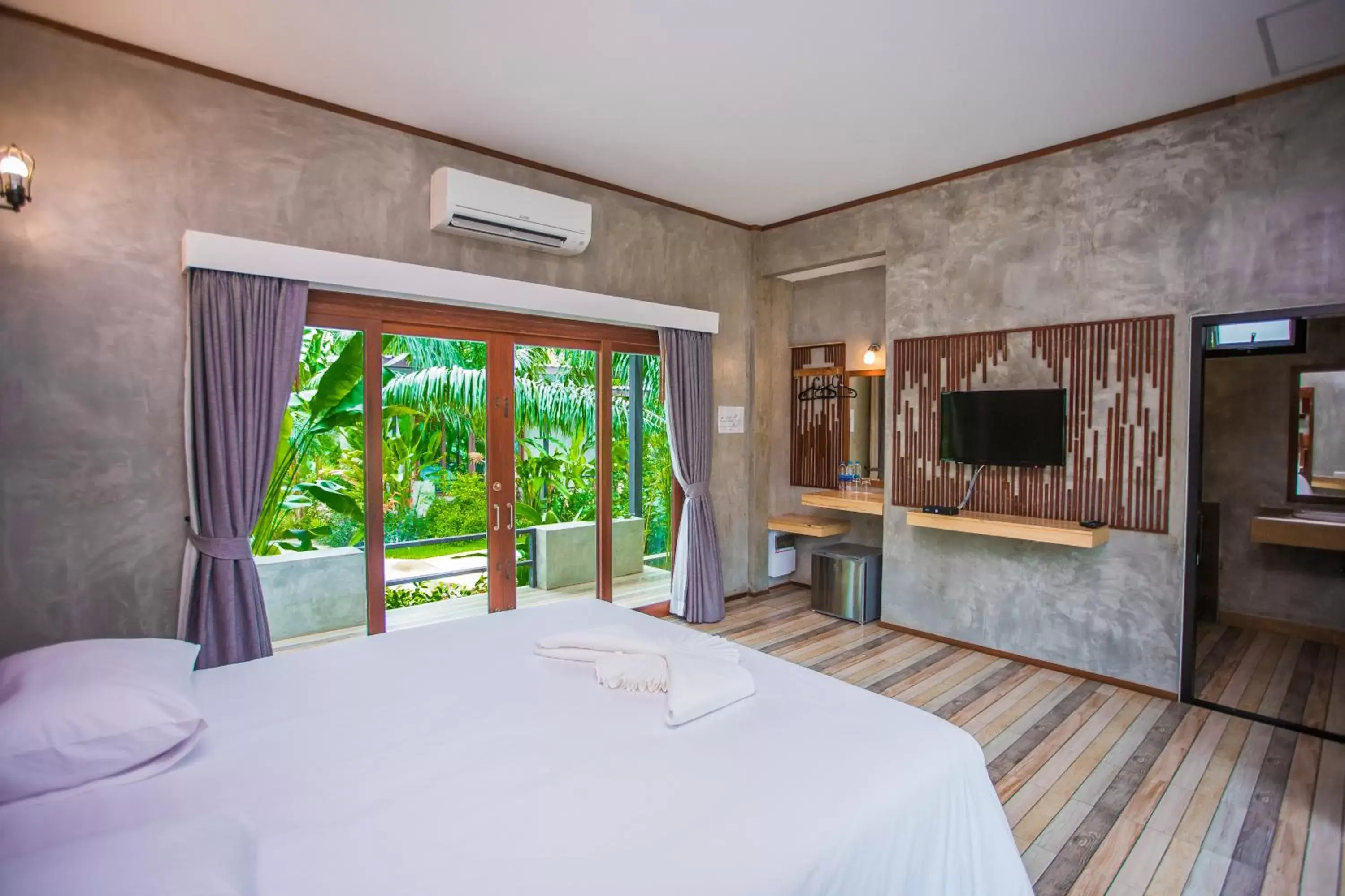 Bedroom in Palm Pran Resort